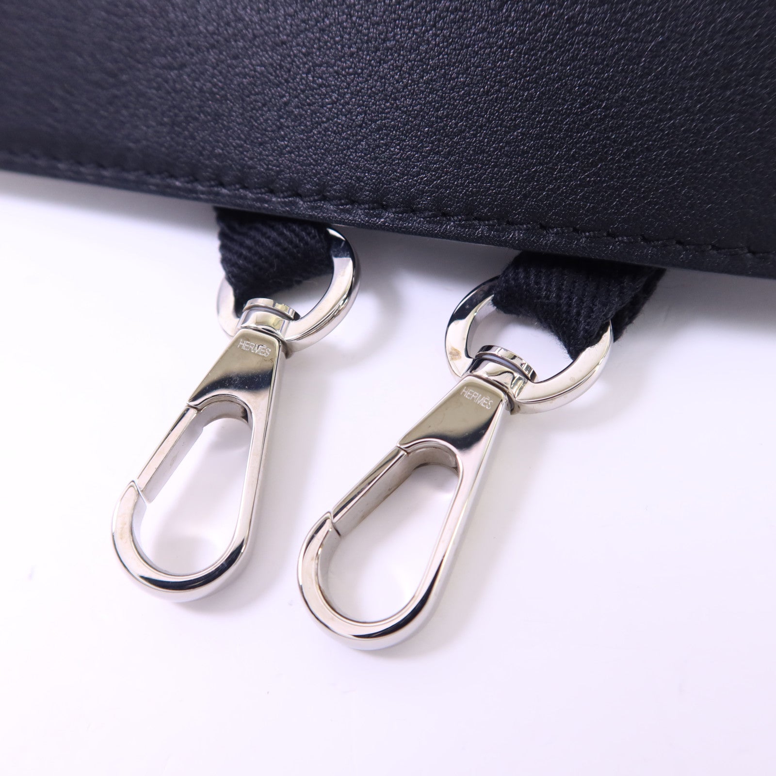 HERMES 帆布Valparaiso PM銀扣手挽袋Noir