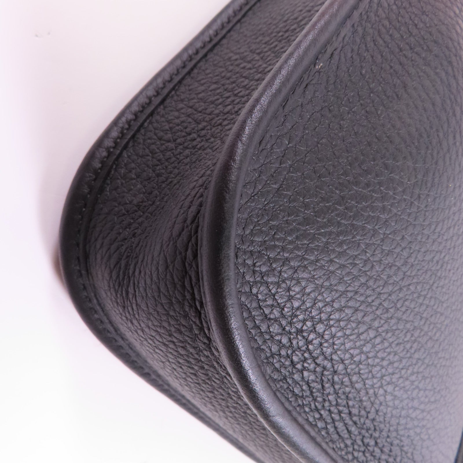 HERMES Clemence皮革Evelyne TPM銀扣肩背袋89 Noir