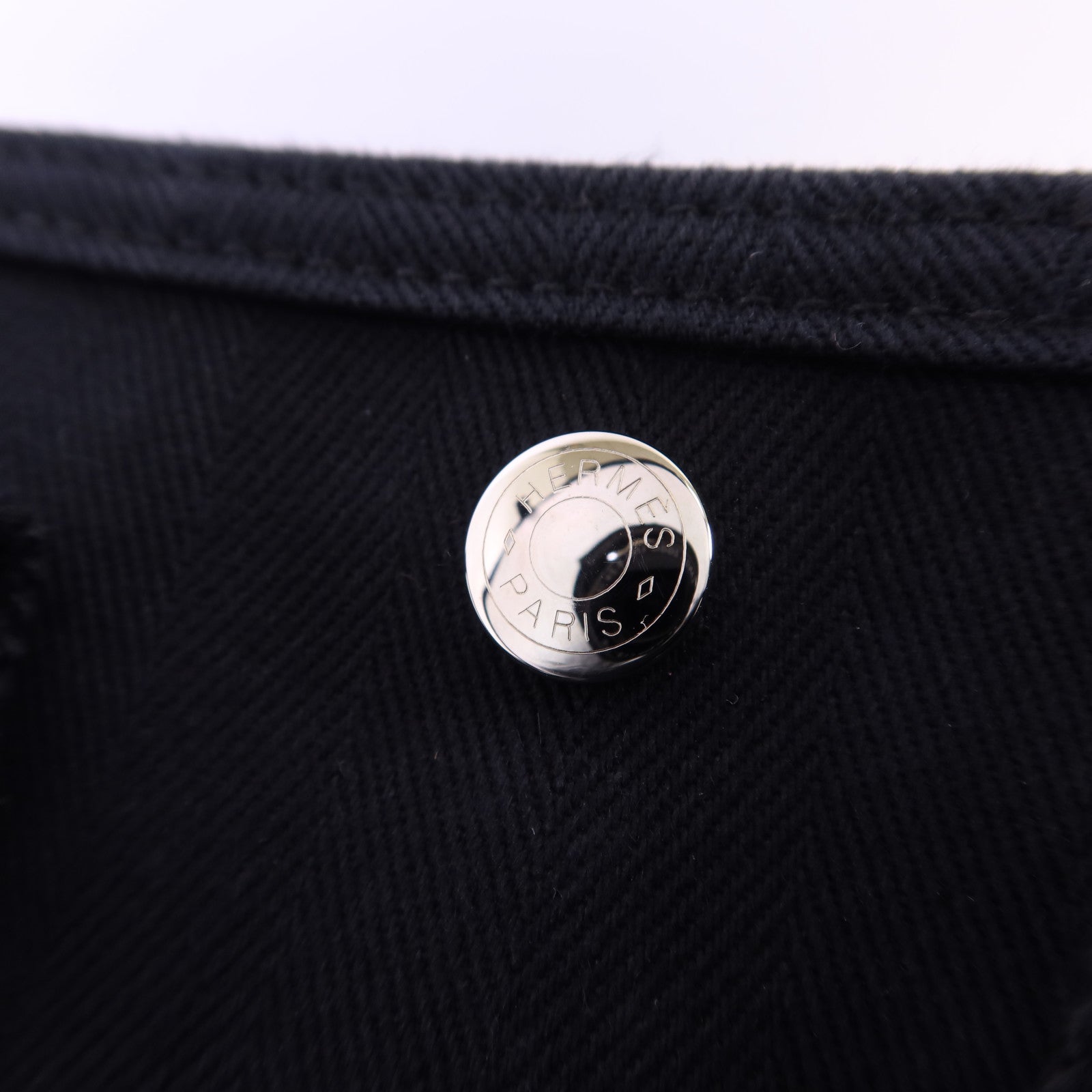 HERMES 帆布Valparaiso PM銀扣手挽袋Noir