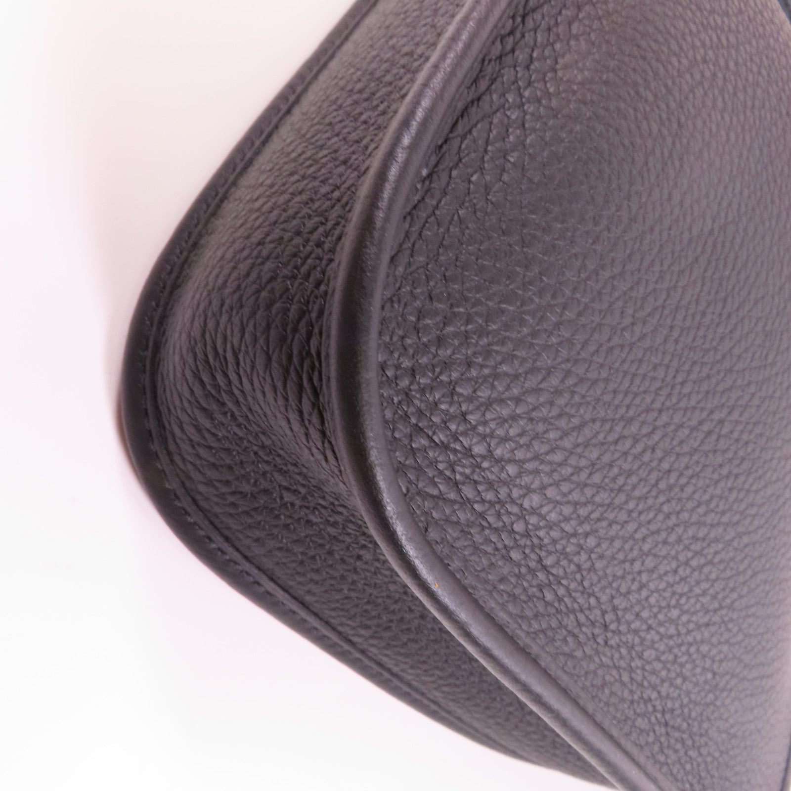 HERMES Clemence皮革Evelyne TPM銀扣肩背袋89 Noir