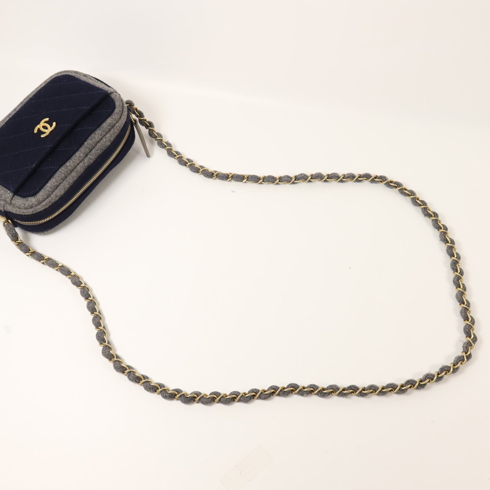 CHANEL 羊毛Chain Shoulder鏈帶肩背袋