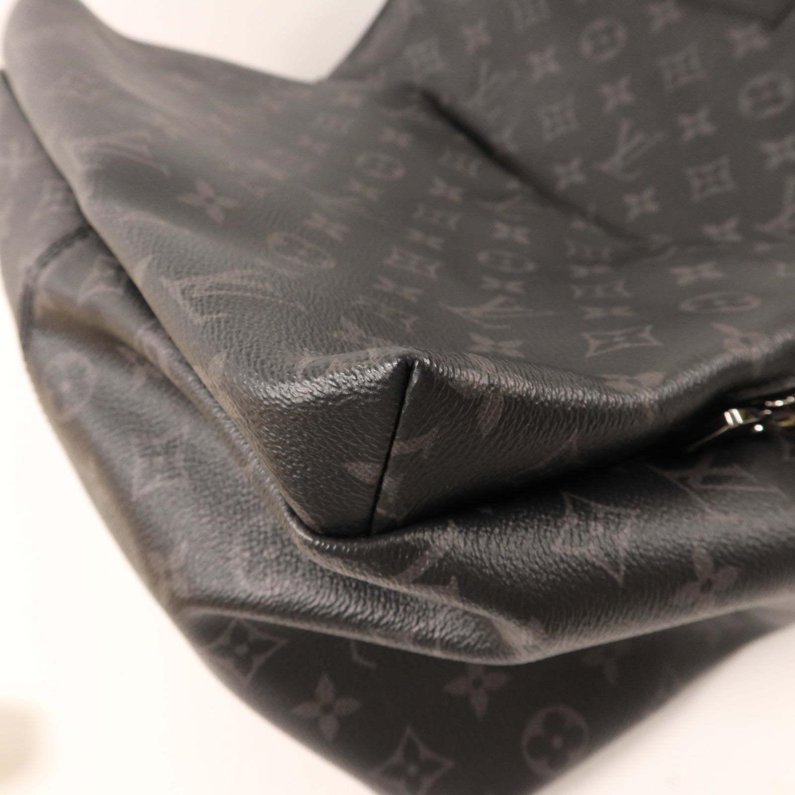 LOUIS VUITTON Monogram Eclipse Discovery PM銀扣背包