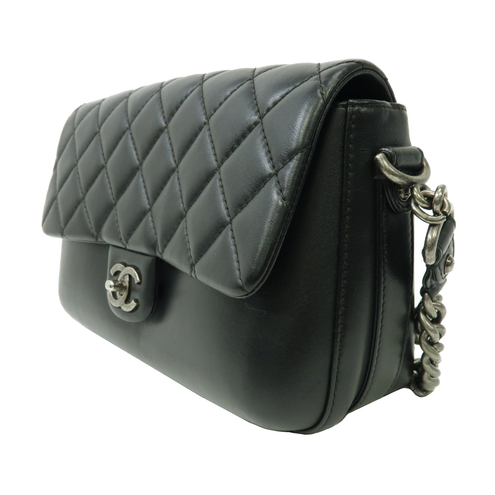 CHANEL 【激減優惠】菱格牛皮皮革Chain Shoulder銀扣鏈帶肩背袋黑色