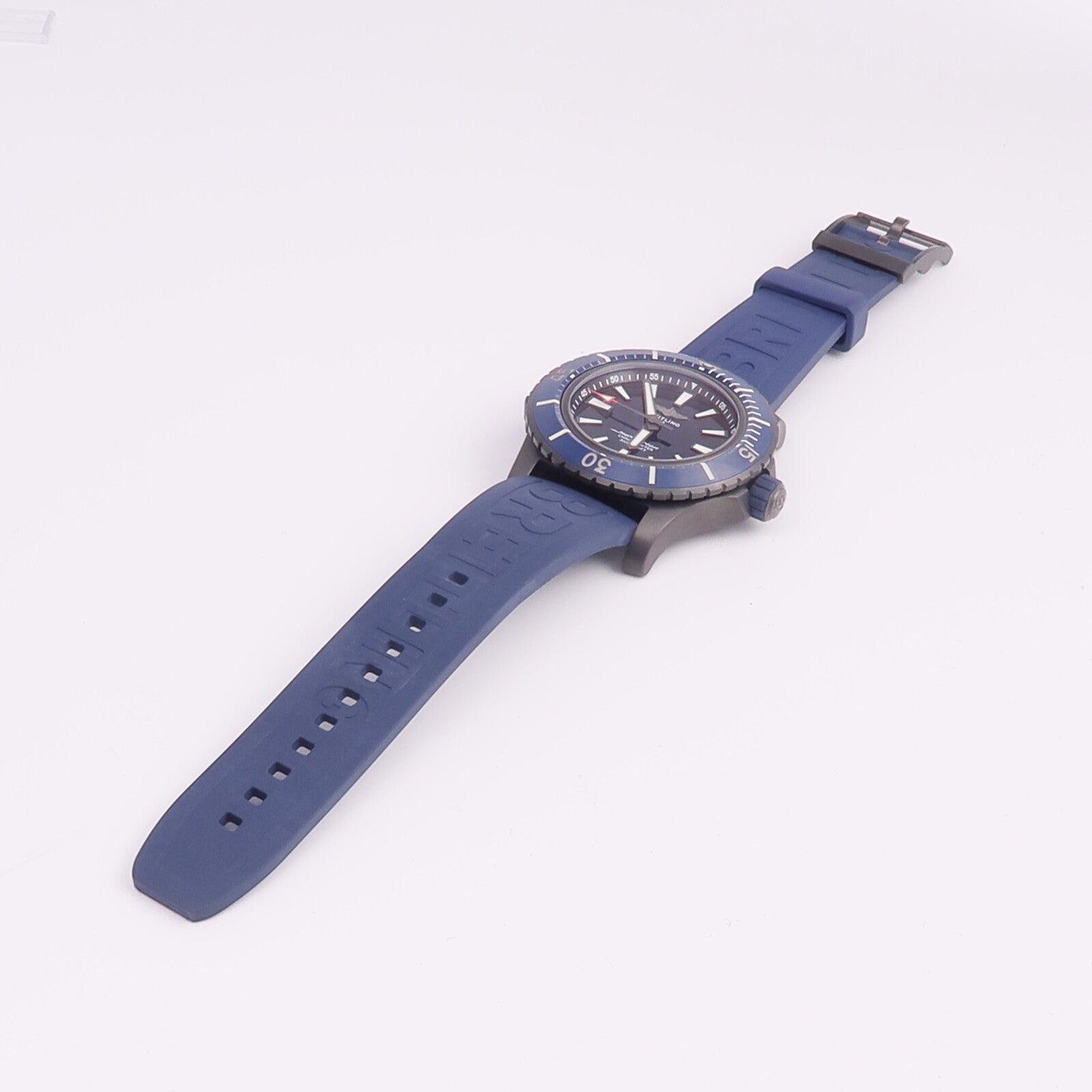 BREITLING Super Ocean V17369