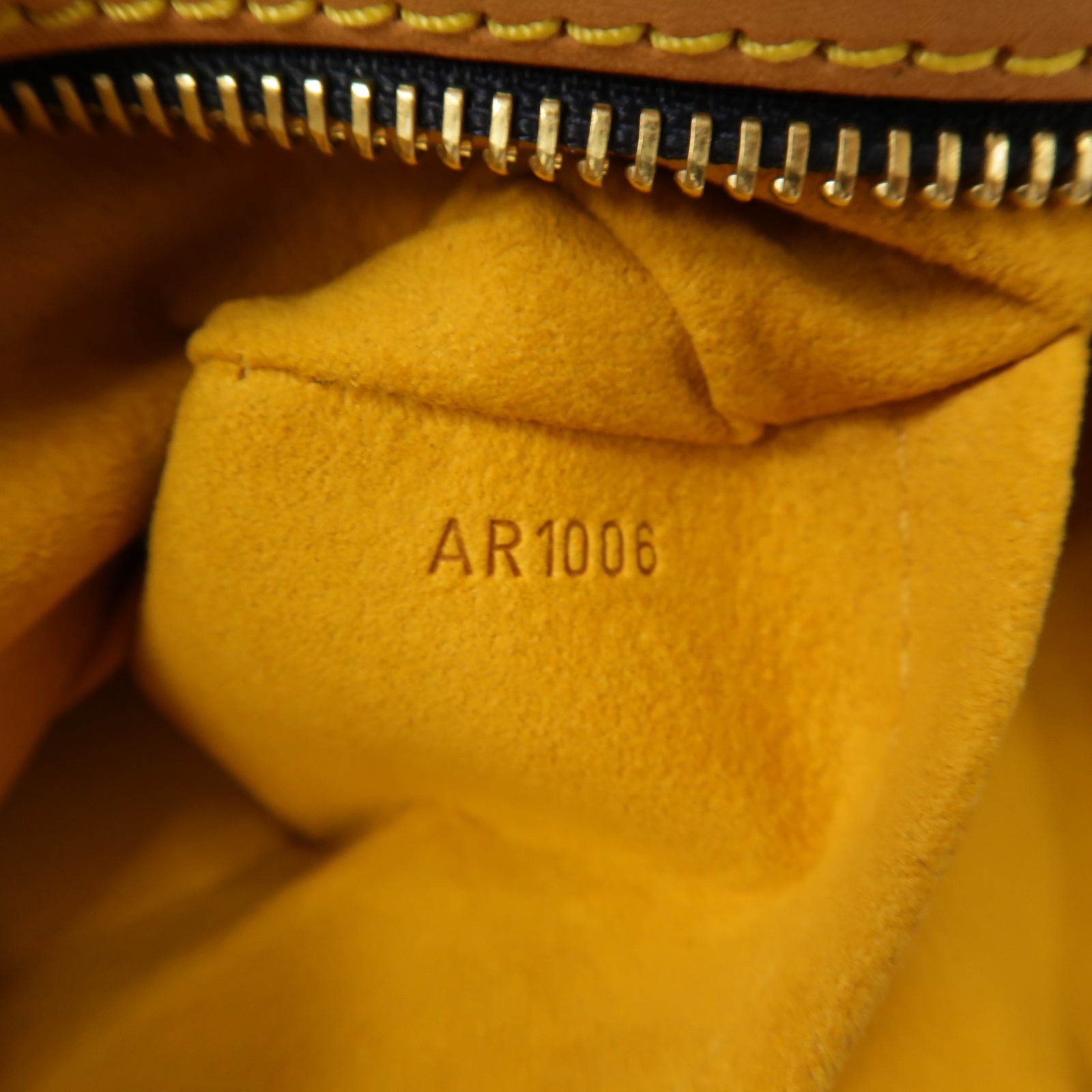 LOUIS VUITTON Monogram Denim Porte Epaue Raye金扣肩背袋藍色