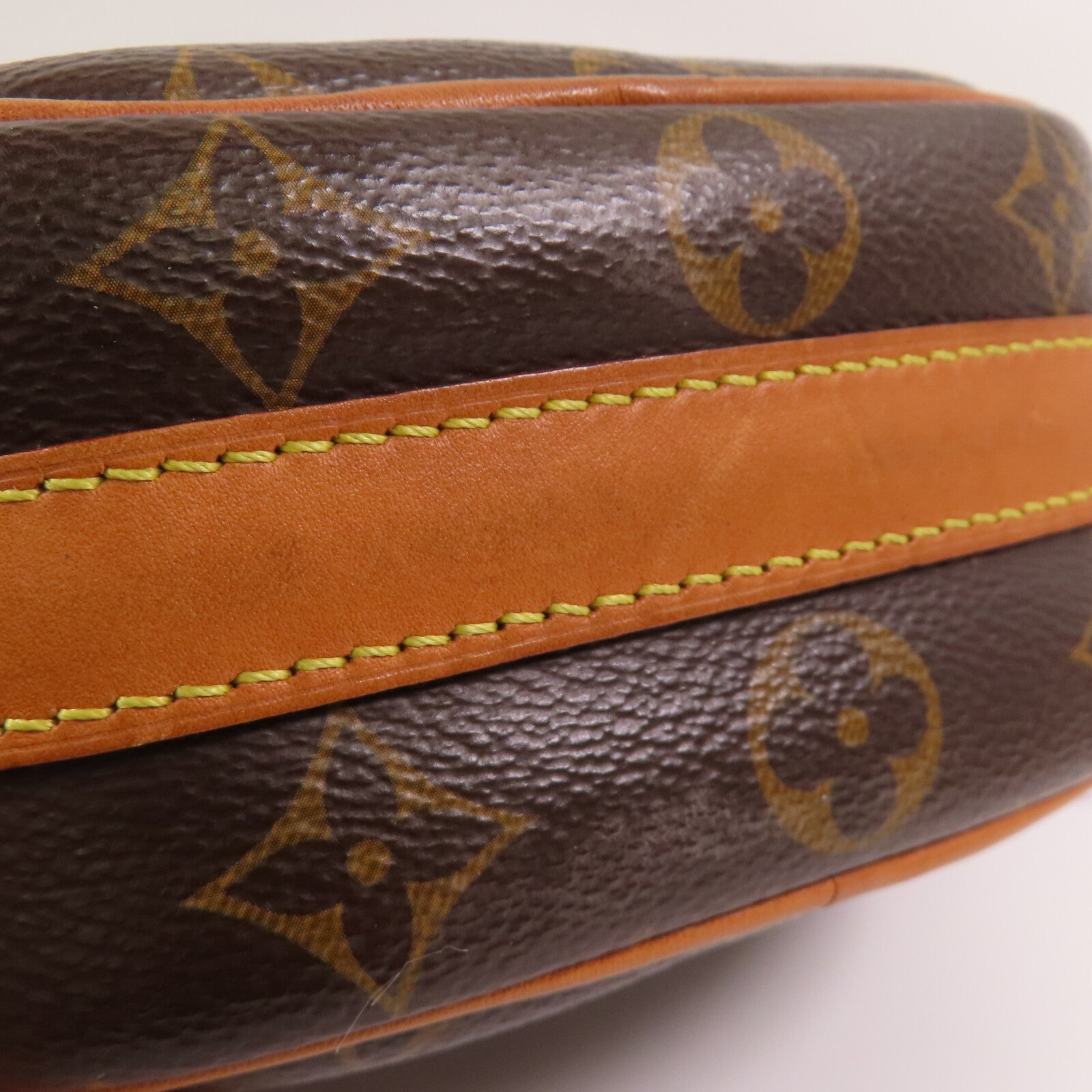LOUIS VUITTON 【激減優惠】Monogram Boite Chapeau Souple PM金扣肩背袋