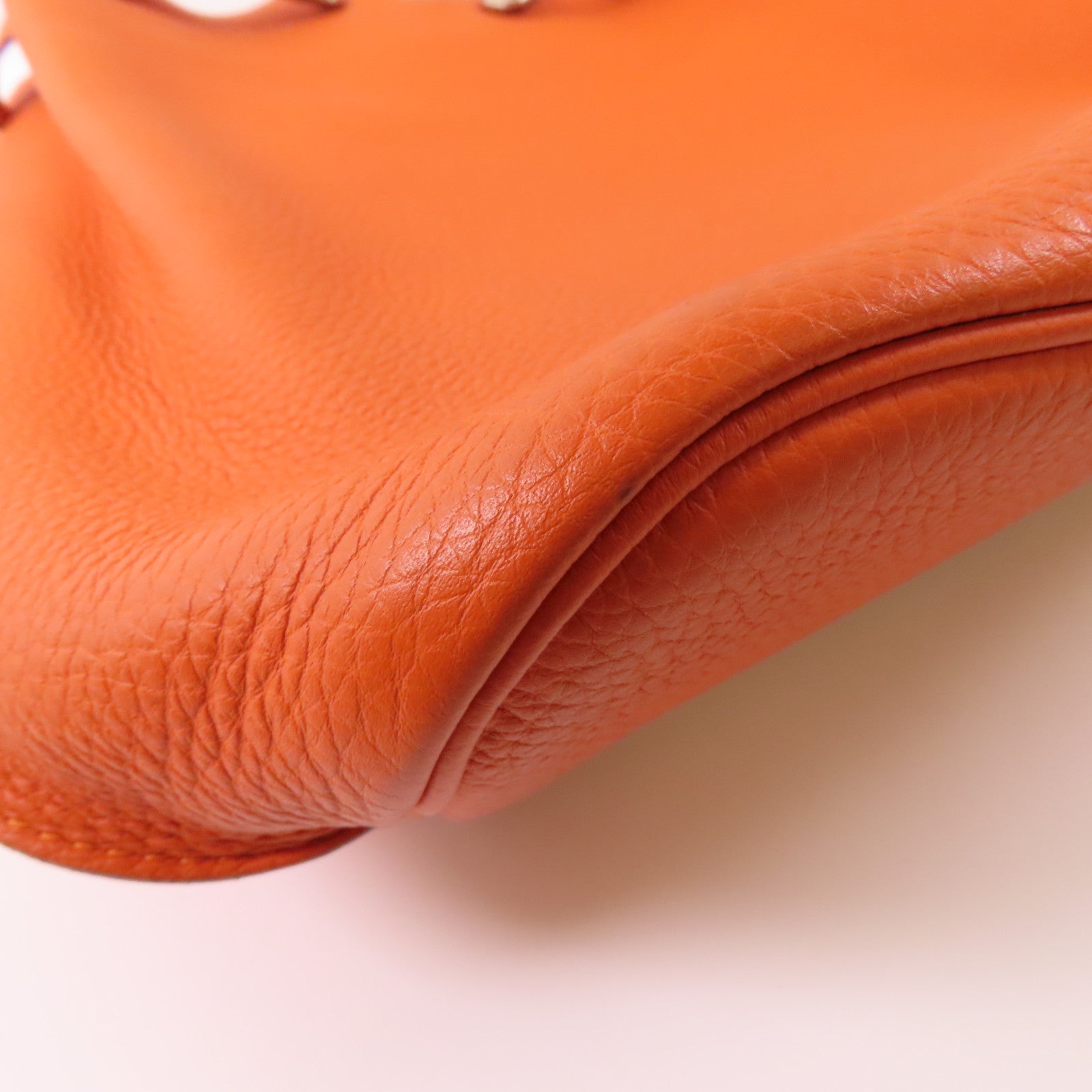 HERMES Togo皮革So Kelly 26銀扣肩背袋Feu