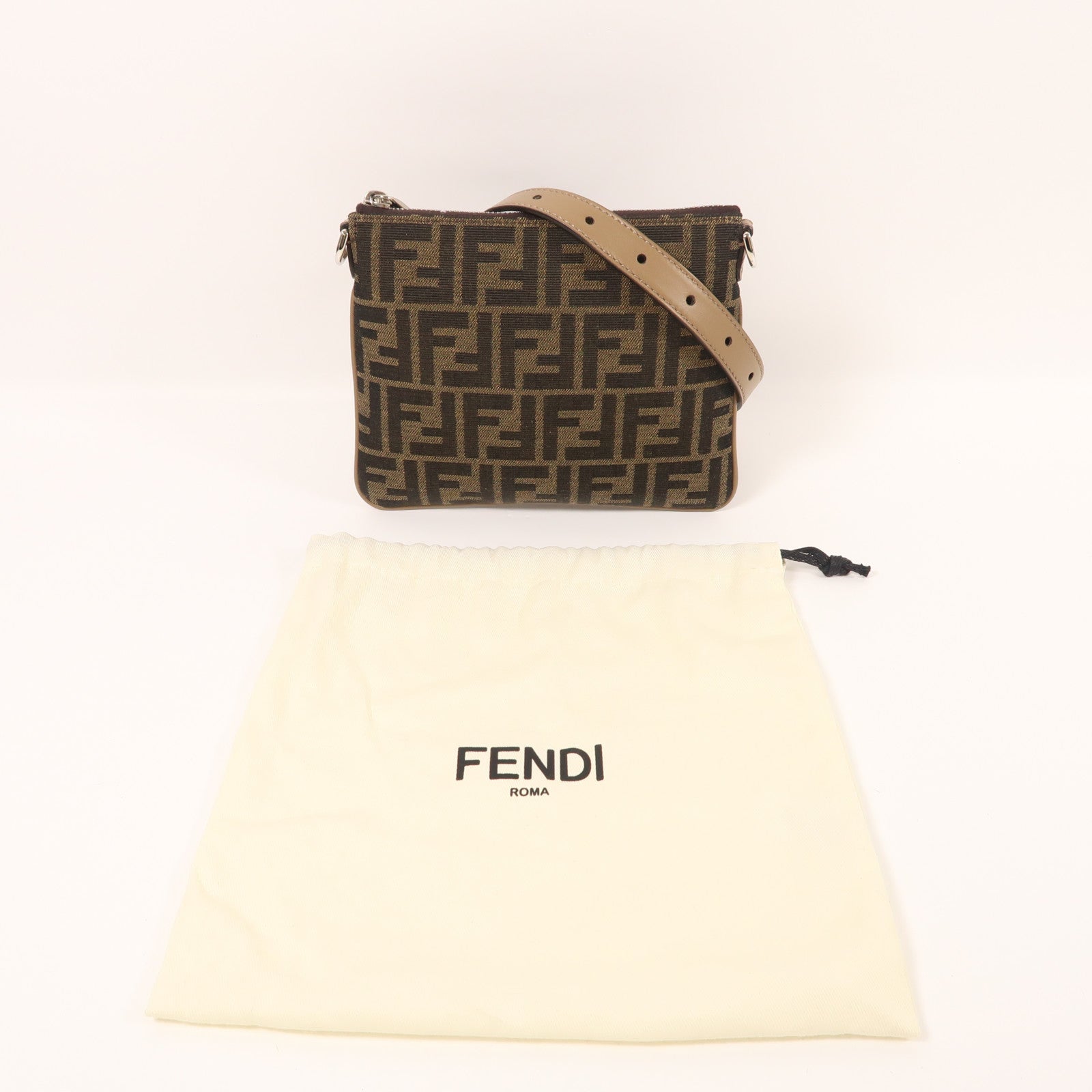 FENDI SHW Shoulder Bag 7N0146 Canvas Brown