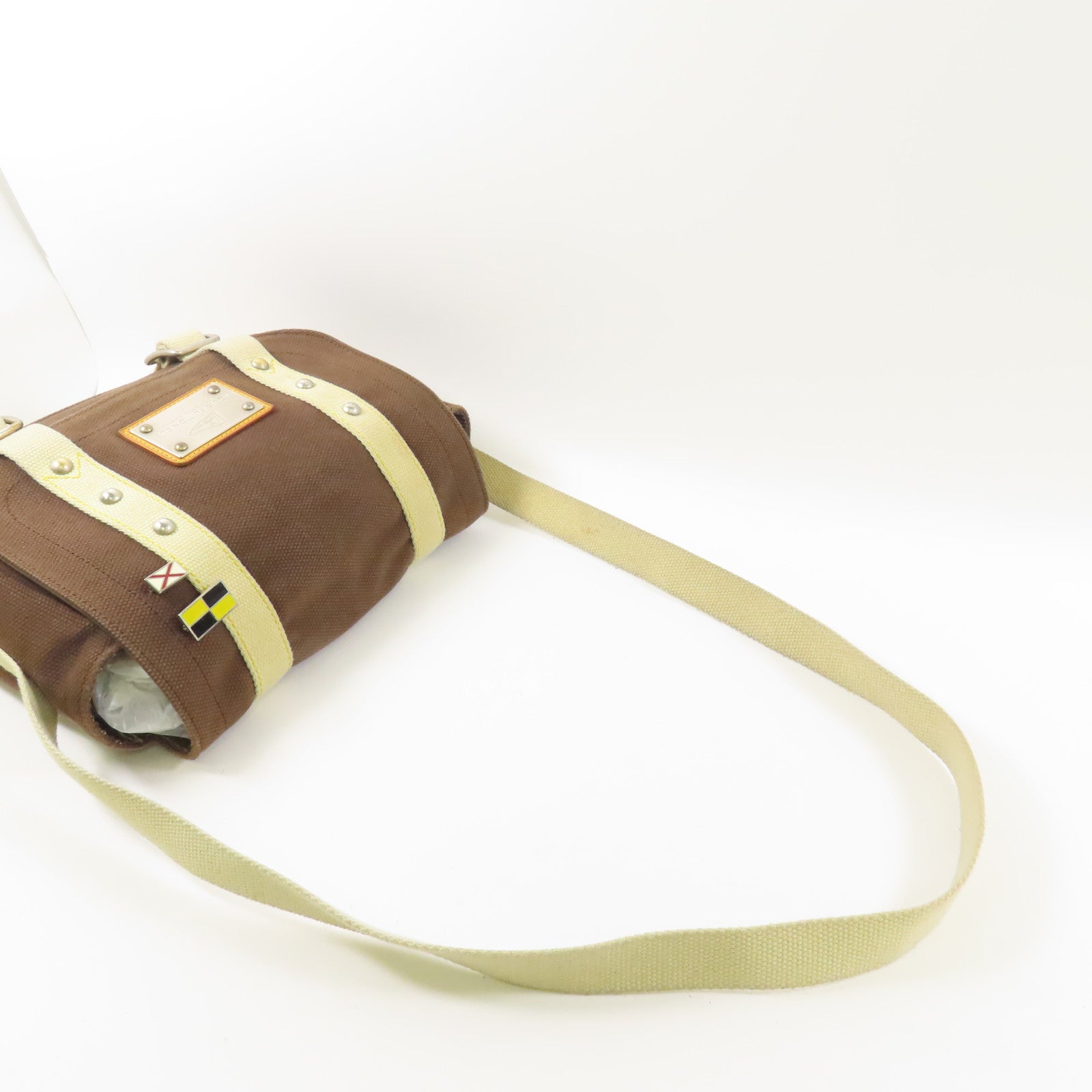 LOUIS VUITTON 帆布Besace PM銀扣肩背袋
