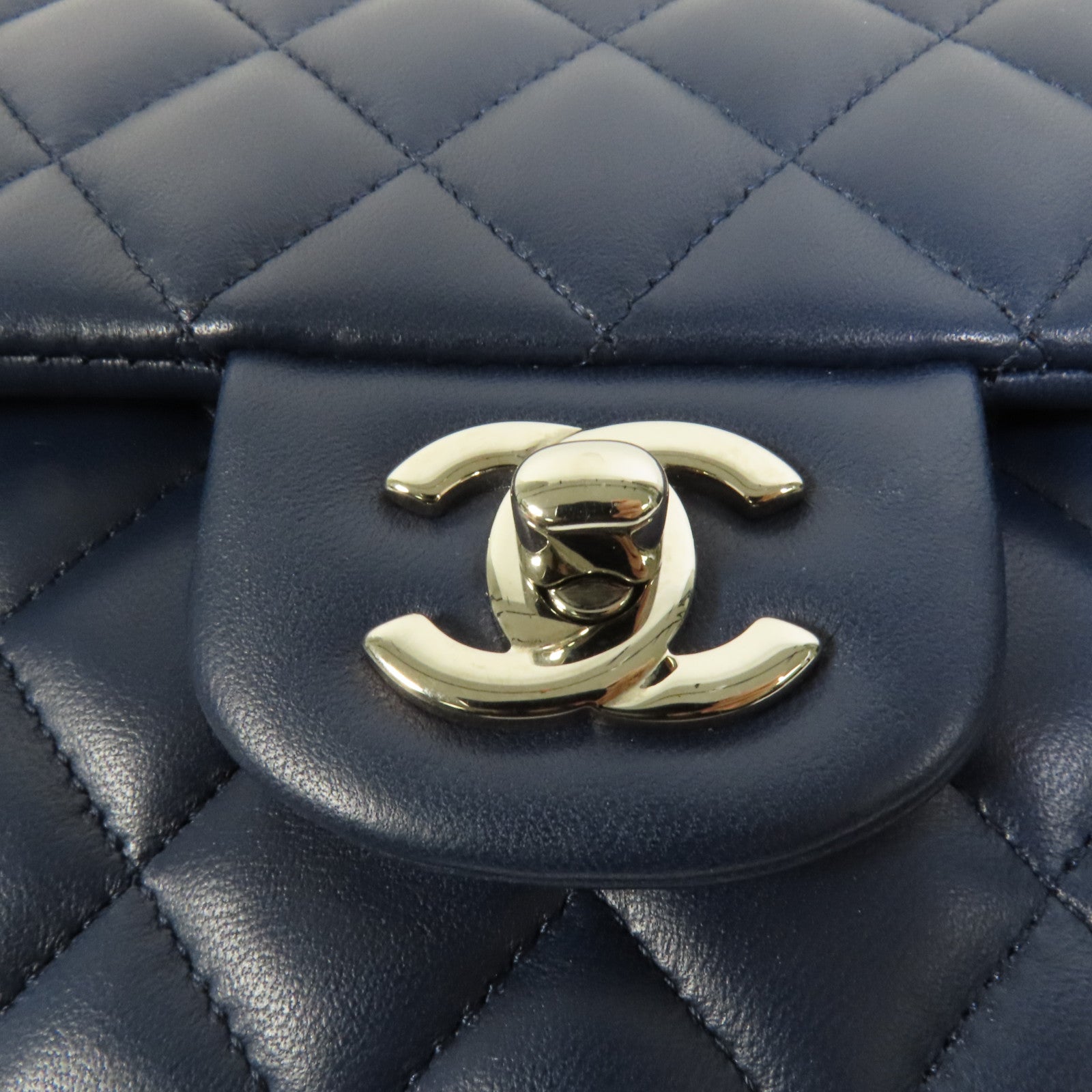 CHANEL 【激減優惠】羊皮皮革Classic 25銀扣鏈帶肩背袋