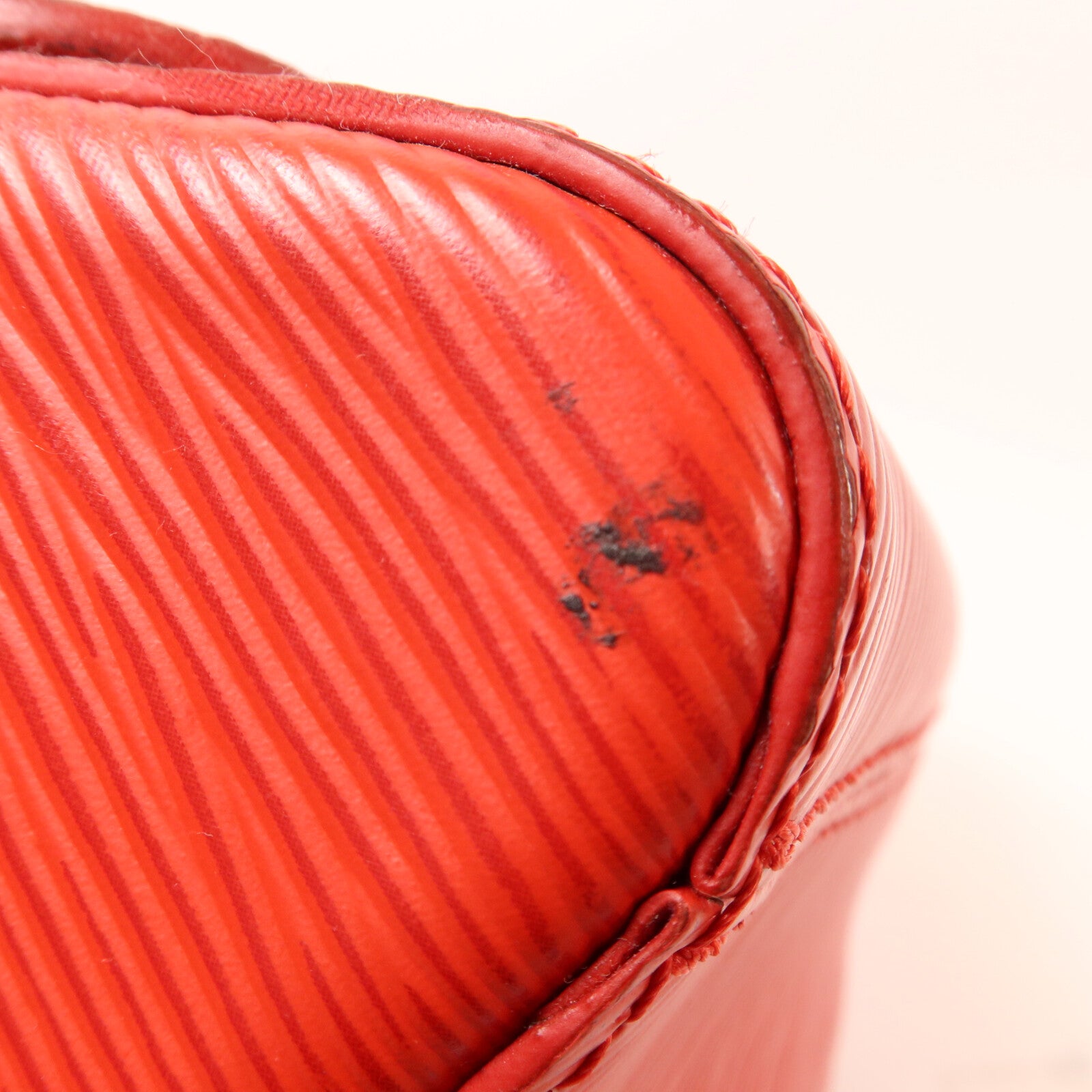 LOUIS VUITTON Epi Twist MM鏈帶肩背袋