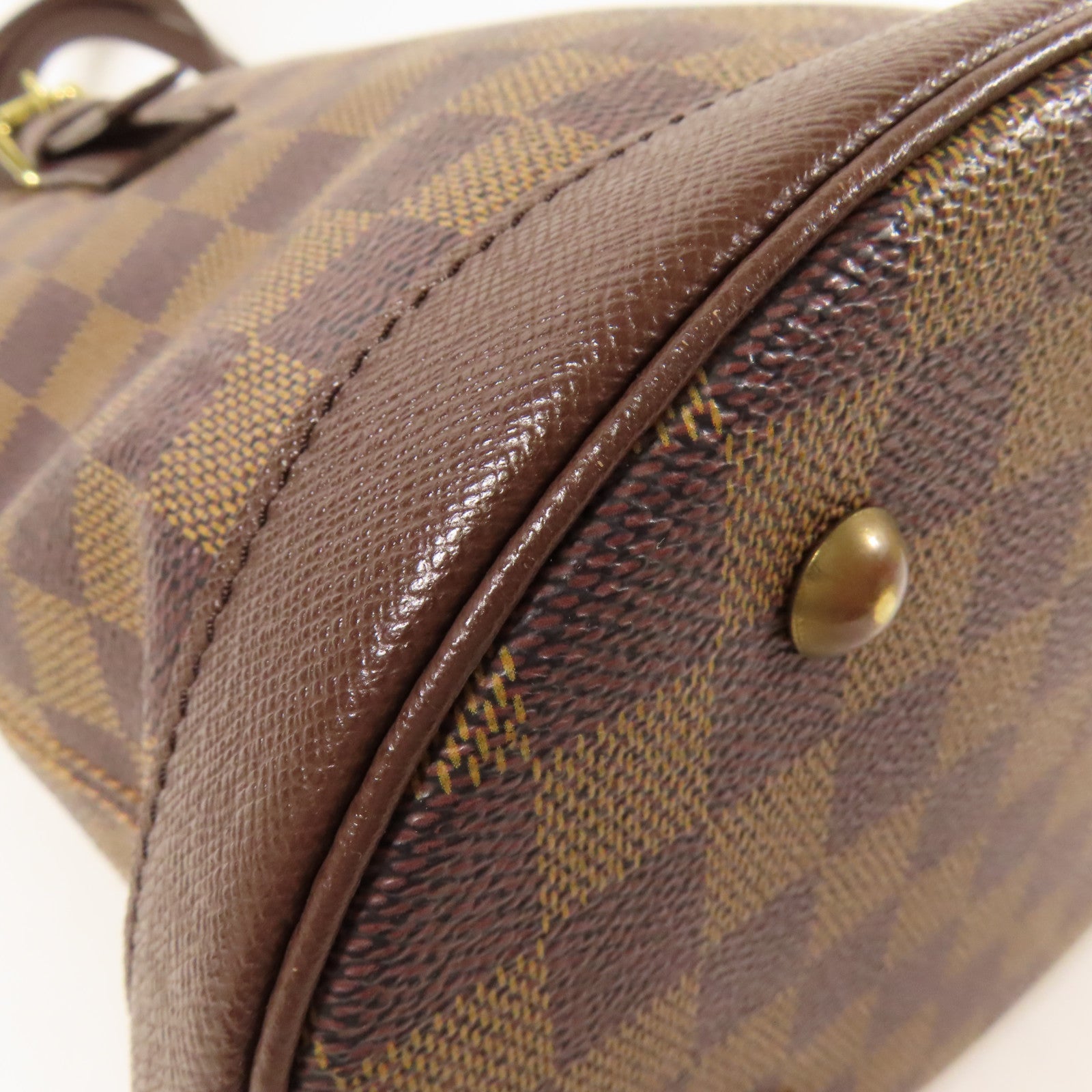 LOUIS VUITTON Damier Marais金扣肩背袋