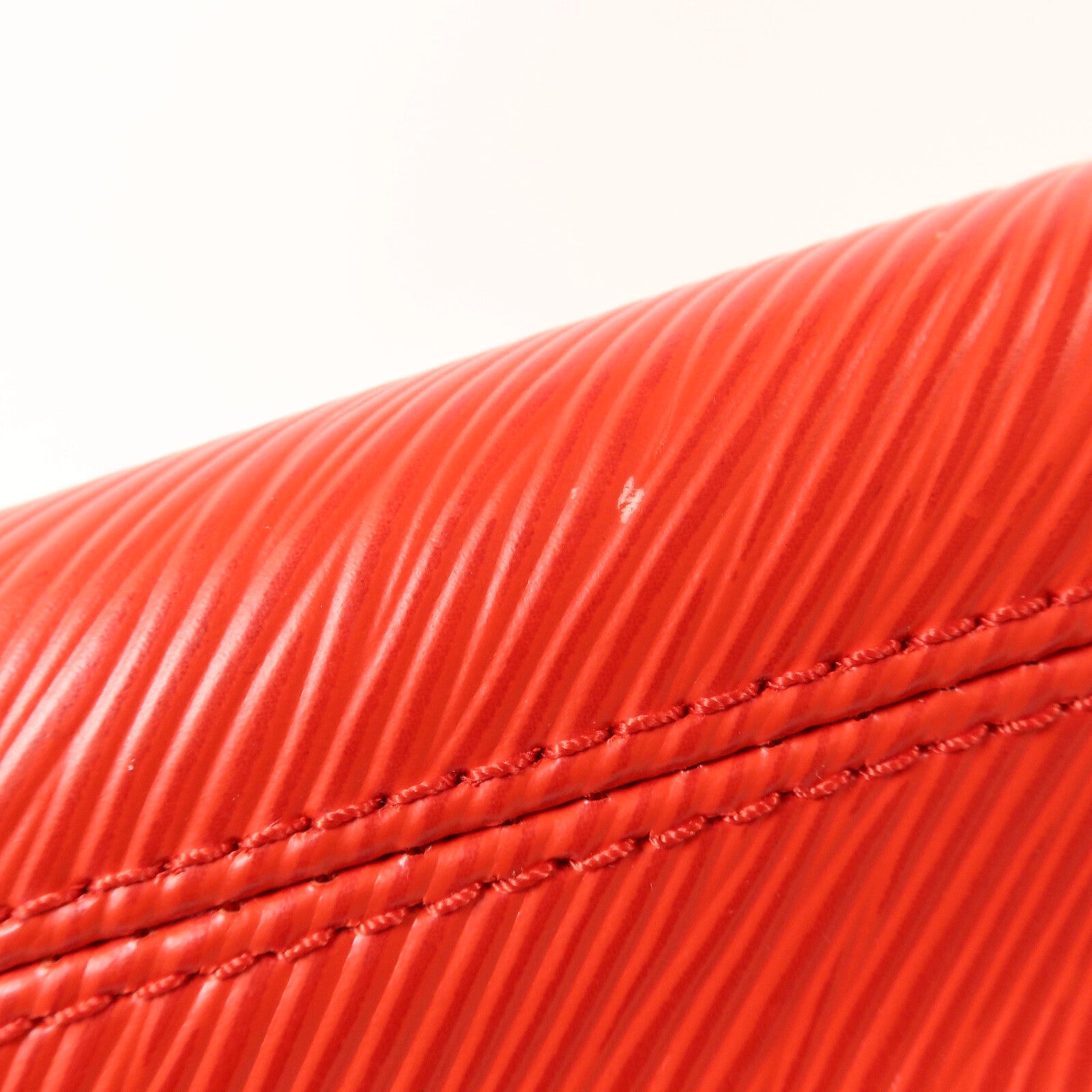 LOUIS VUITTON Epi Twist MM鏈帶肩背袋