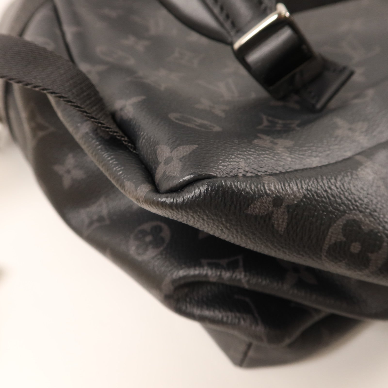 LOUIS VUITTON Monogram Eclipse Discovery PM銀扣背包