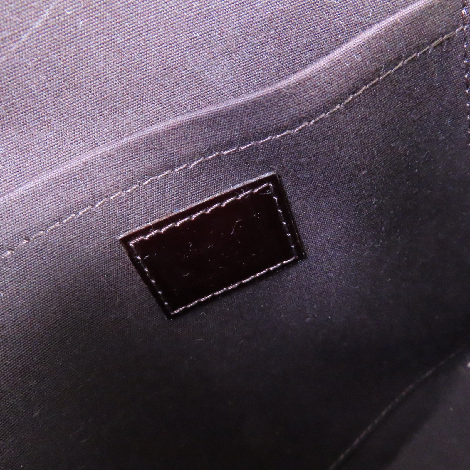 LOUIS VUITTON Monogram Vernis Rodeo Drive Shoulder Bag金扣肩背袋酒紅色