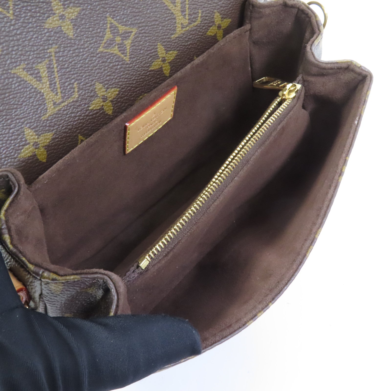 LOUIS VUITTON Monogram Pochette Metis East West金扣手挽肩背兩用袋