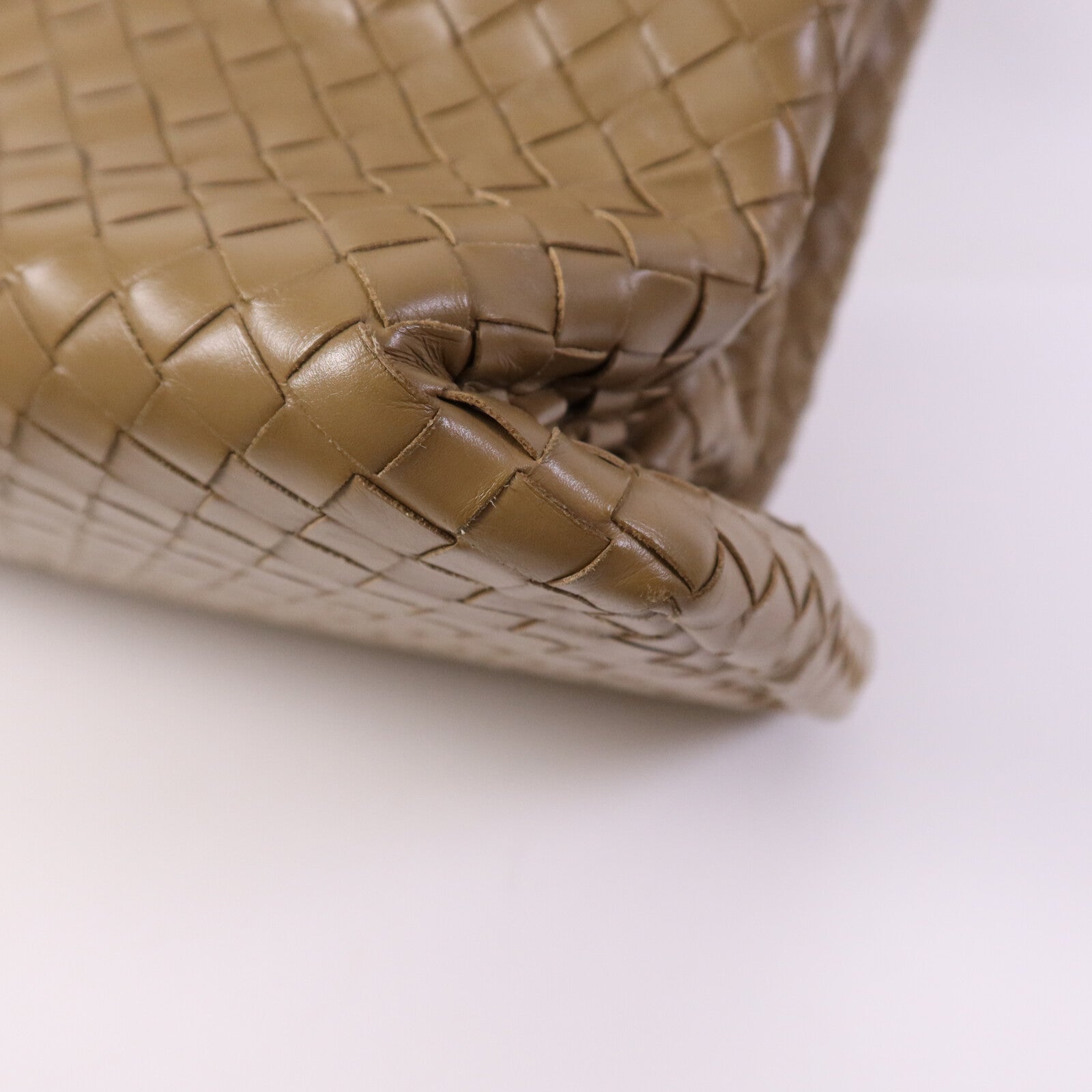 BOTTEGA VENETA 牛皮皮革Intrecciato Roma Medium手挽袋