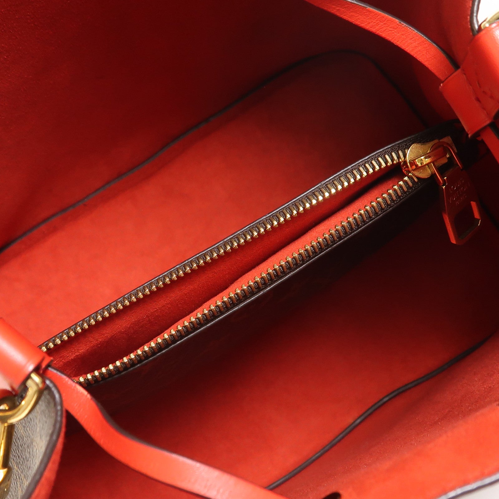 LOUIS VUITTON 【激減優惠】Monogram Neo Noe Bucket Bag金扣肩背袋Coquelicot