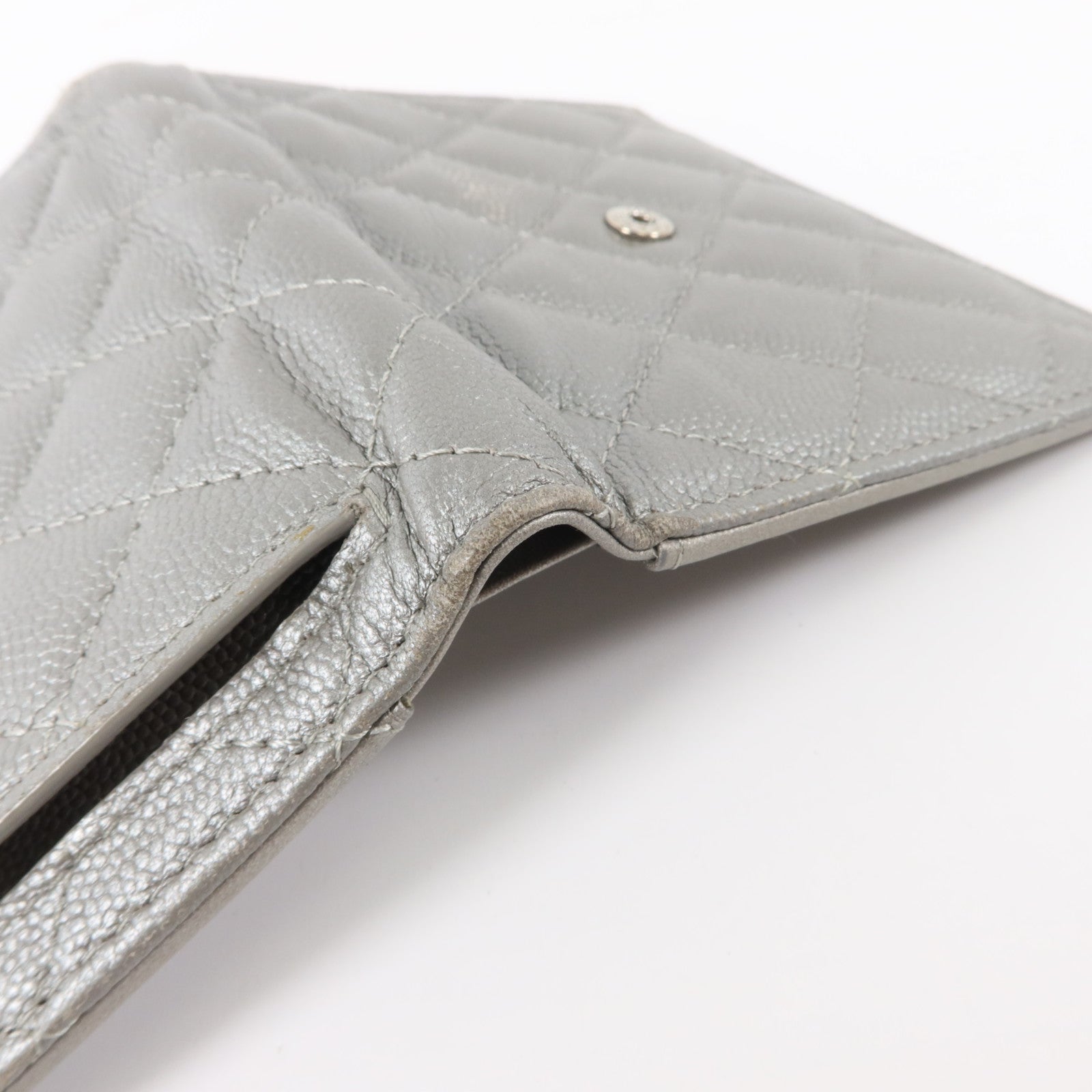 CHANEL 牛皮皮革Trifold Wallet銀扣錢包