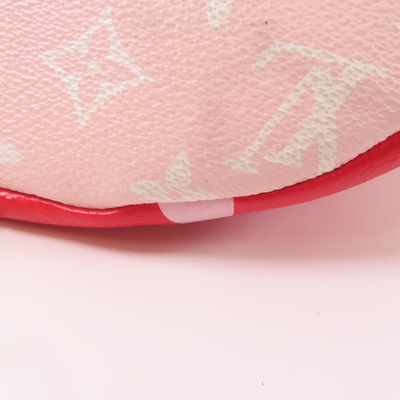 LOUIS VUITTON Monogram Giant Bum Bag金扣腰包紅色/粉紅色/白色