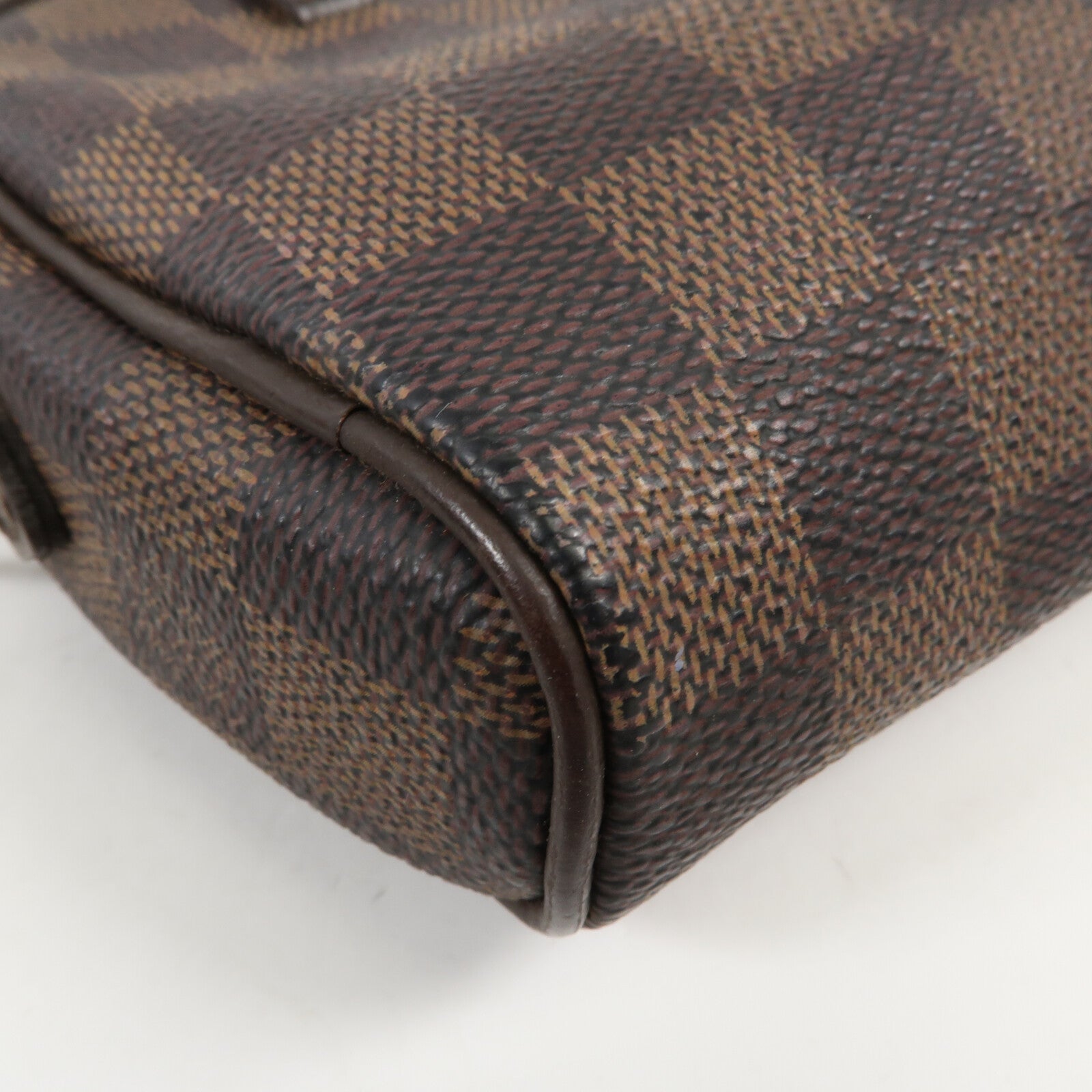 LOUIS VUITTON Damier Pochette Ipanema金扣肩背袋