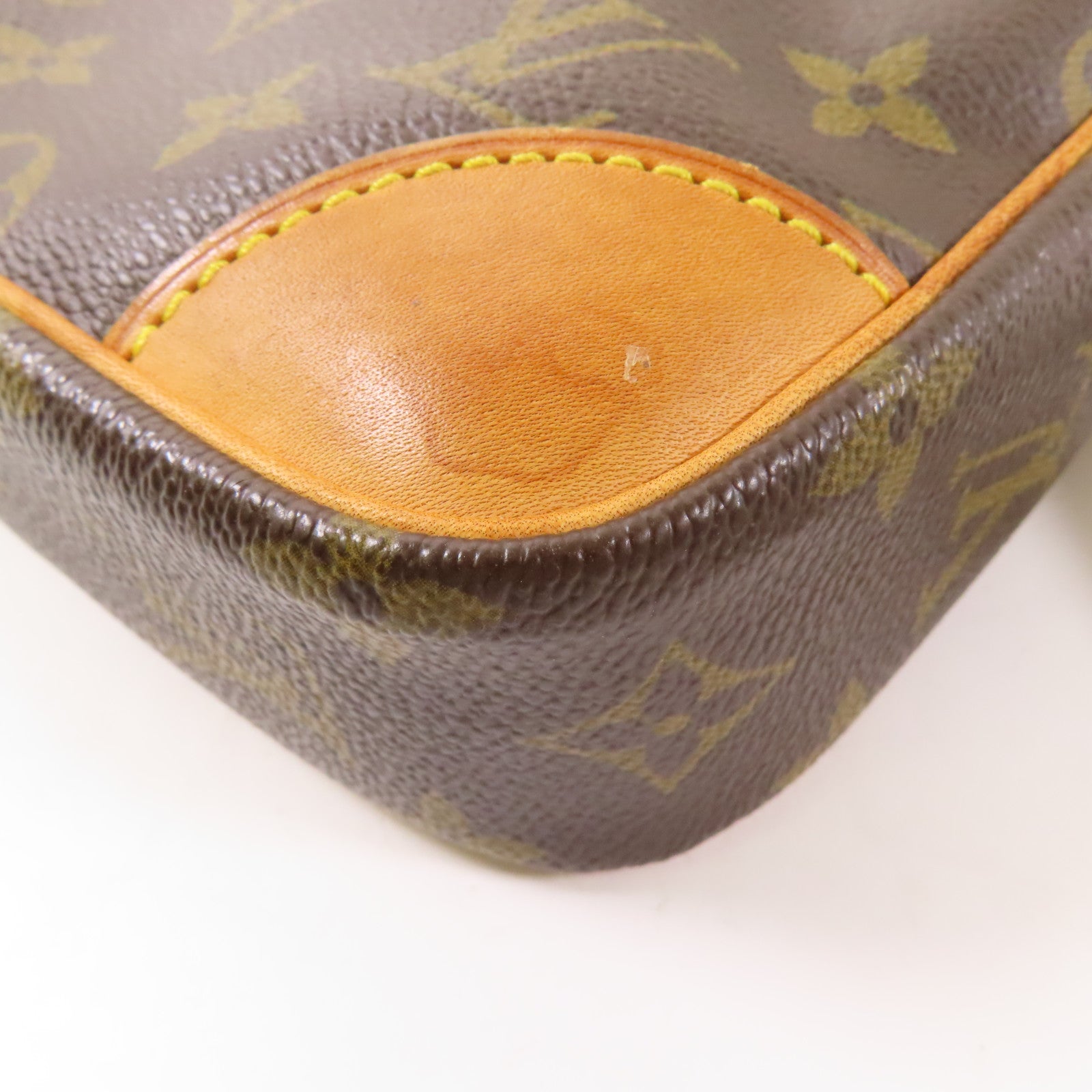 LOUIS VUITTON 【激減優惠】Monogram Danube金扣肩背袋棕色