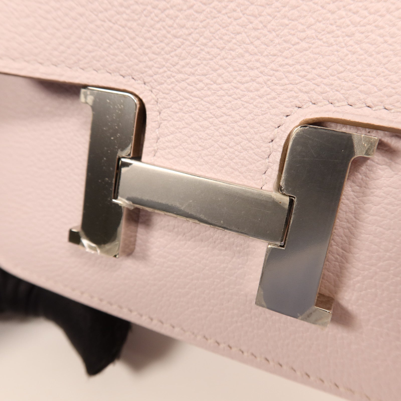 HERMES Evercolor皮革Constance Silm銀扣手拿包Rose Dragee