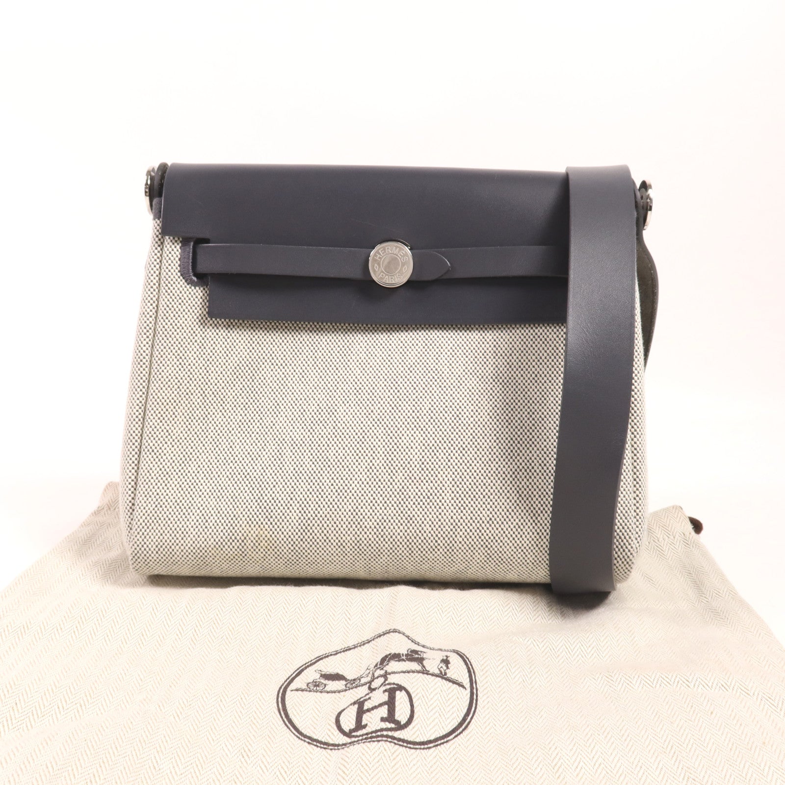 HERMES 帆布/皮革Mini Herbag銀扣肩背袋Ardoise