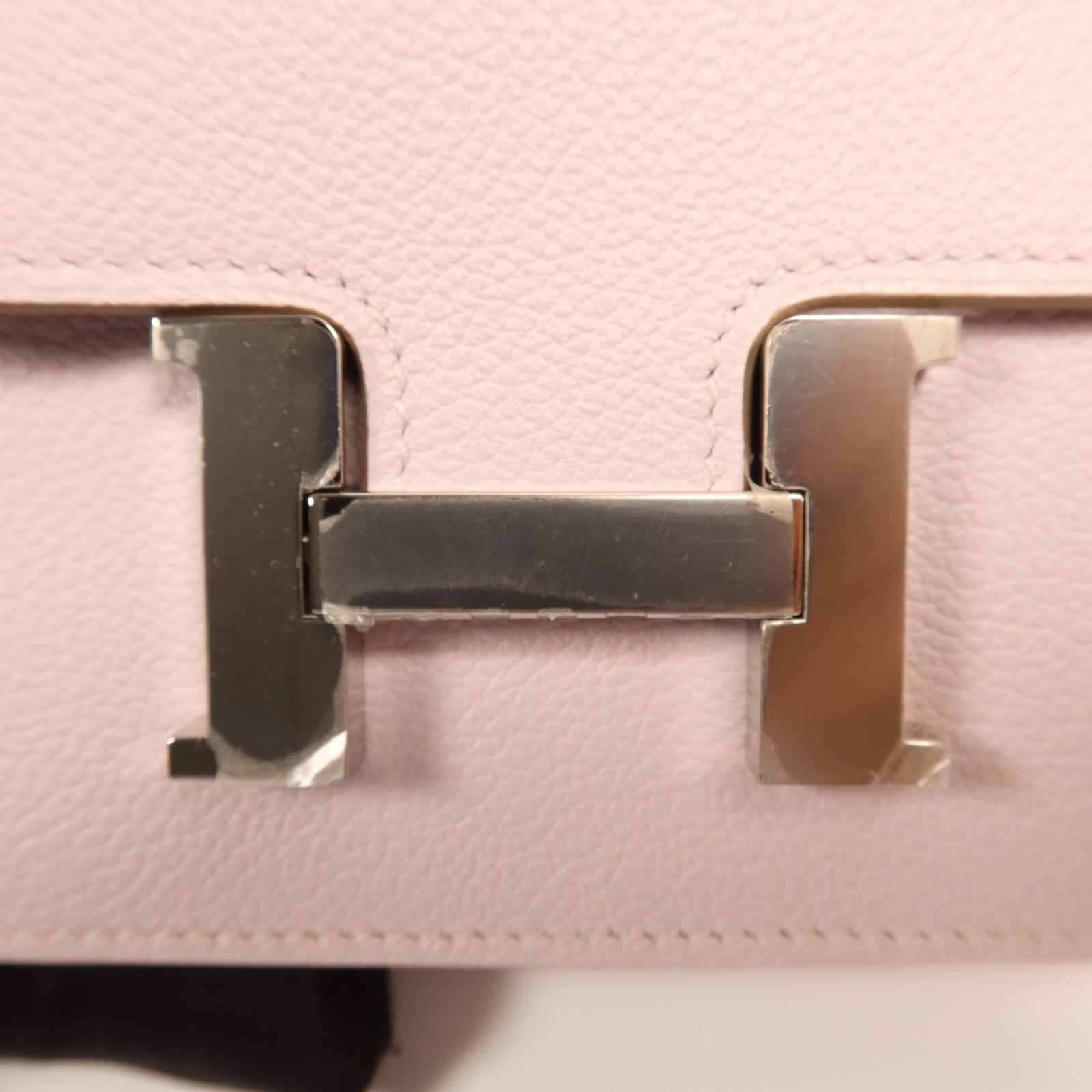 HERMES Evercolor皮革Constance Silm銀扣手拿包Rose Dragee