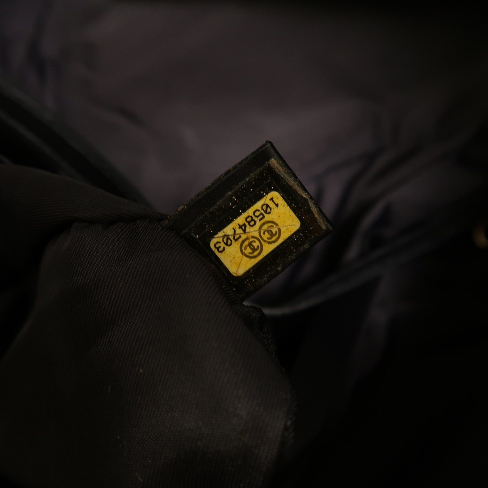 CHANEL 尼龍Shoulder Bag金扣肩背袋