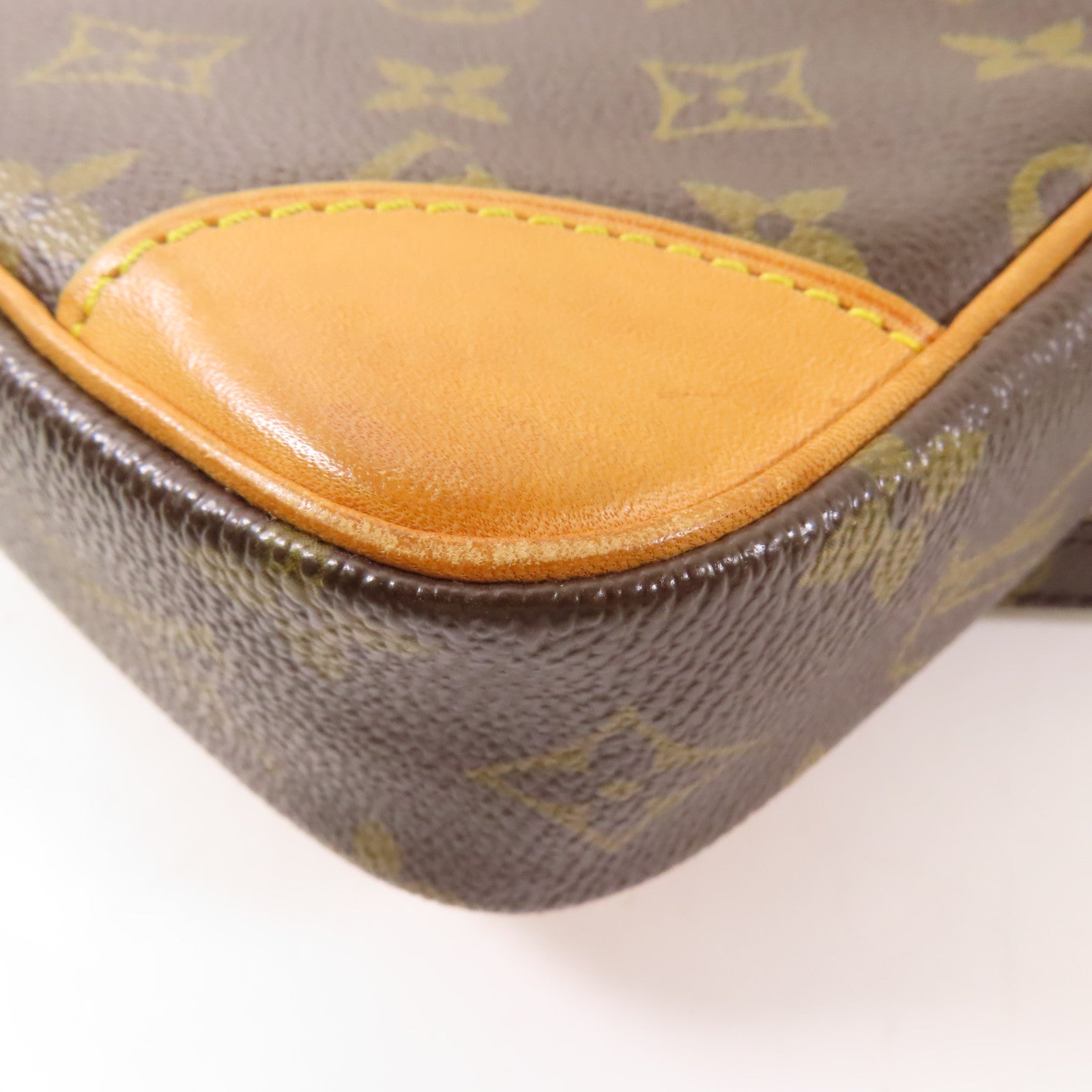 LOUIS VUITTON Monogram Danube金扣肩背袋棕色