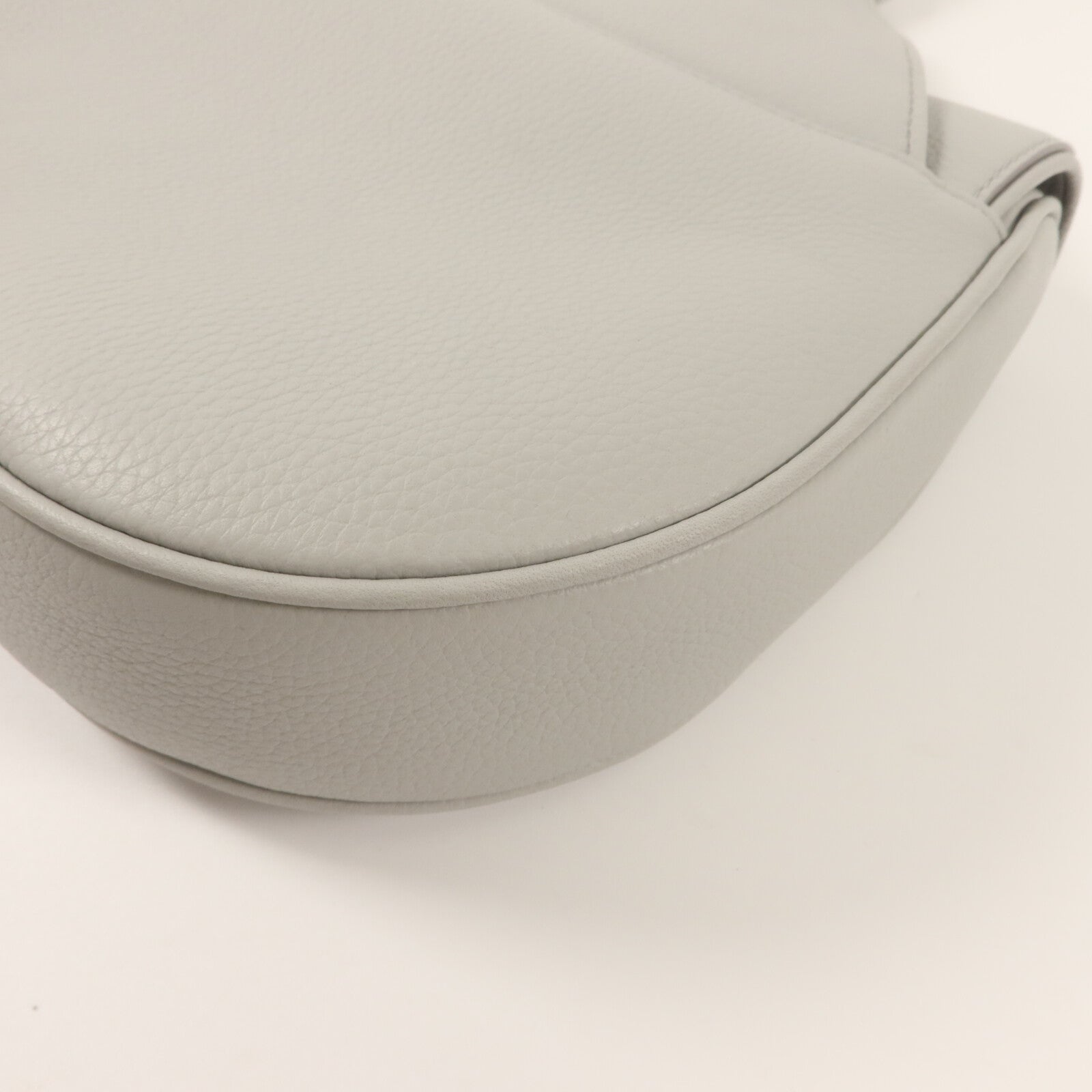 Dior 牛皮皮革Saddle肩背袋