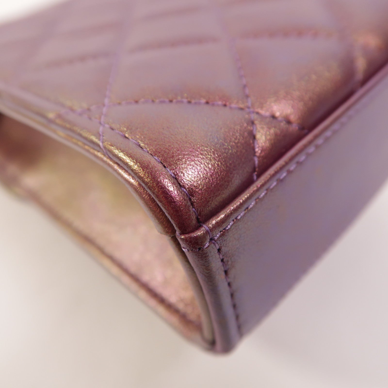 CHANEL 羊皮皮革Phone Bag金扣鏈帶肩背袋