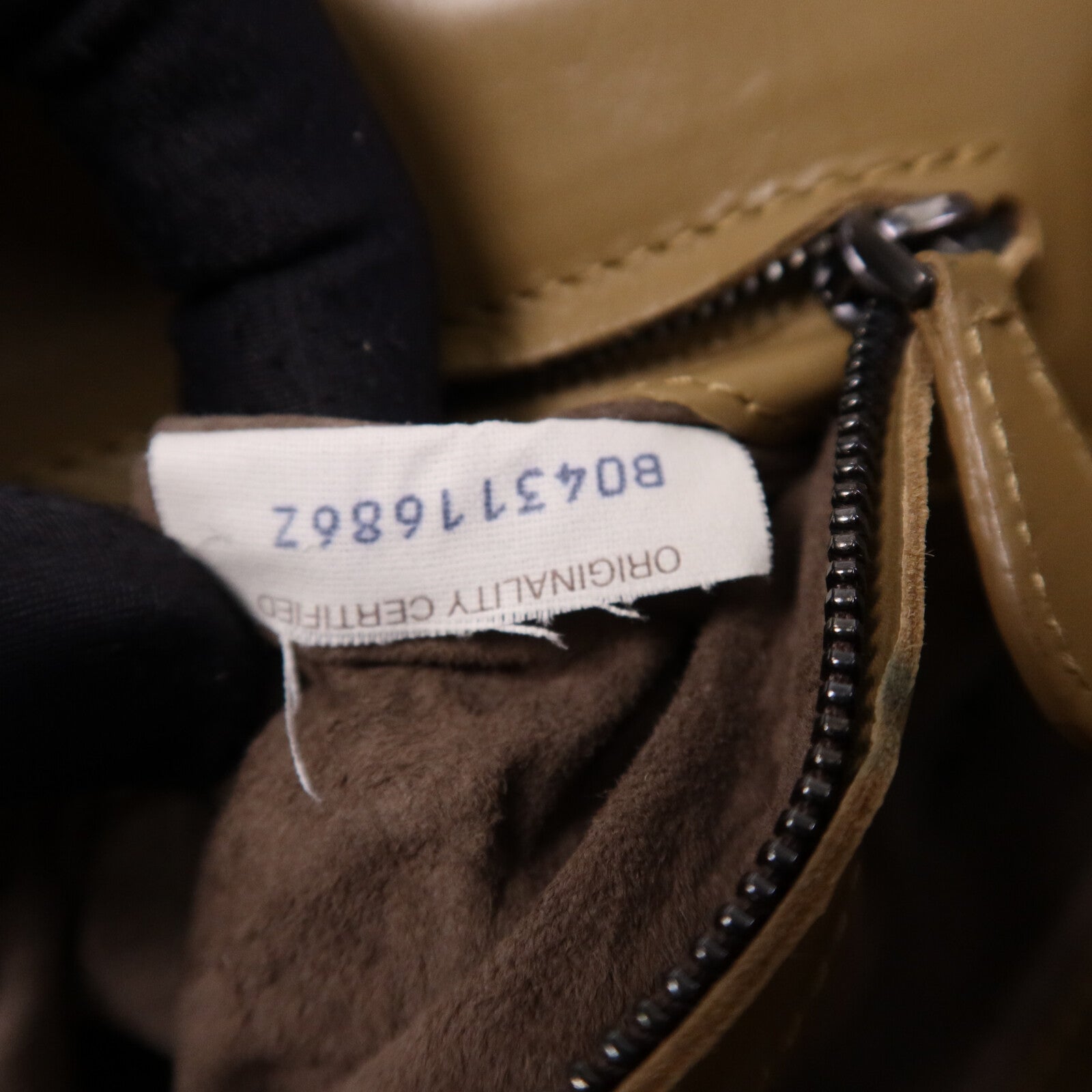BOTTEGA VENETA 牛皮皮革Intrecciato Roma Medium手挽袋