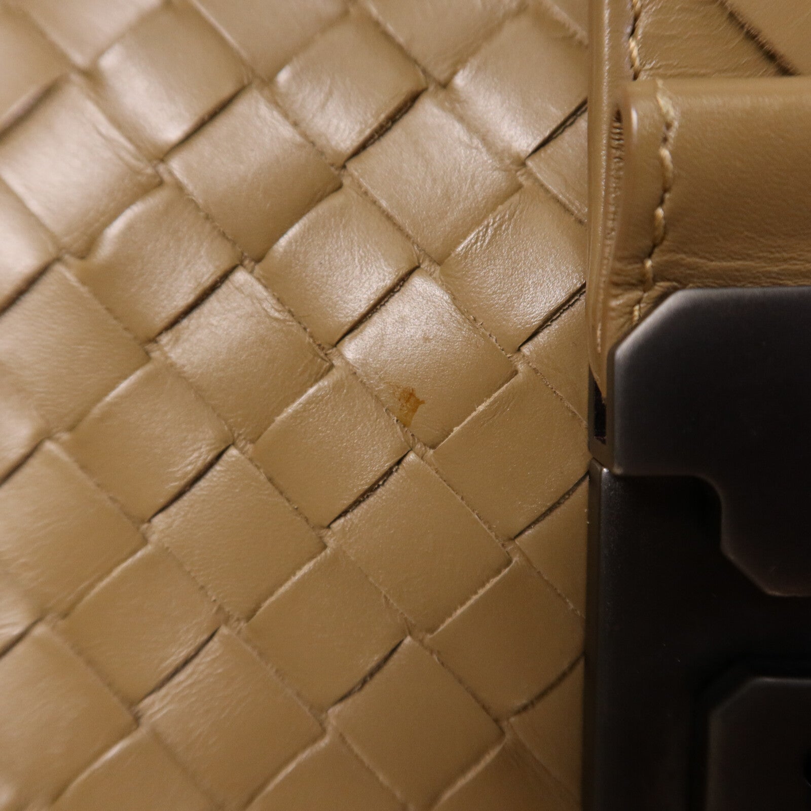 BOTTEGA VENETA 牛皮皮革Intrecciato Roma Medium手挽袋