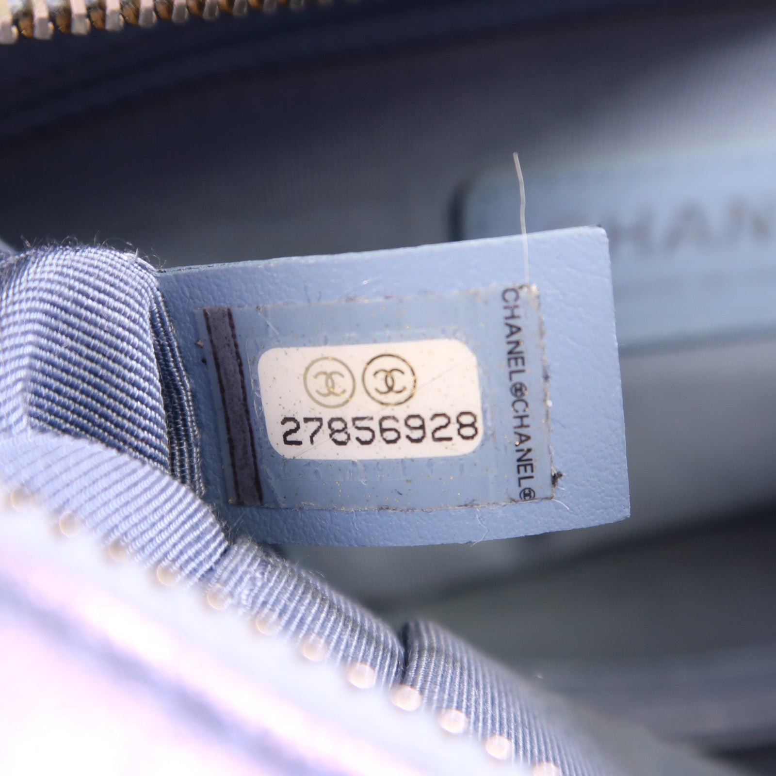 CHANEL 牛皮皮革Gabrielle Small鏈帶肩背袋