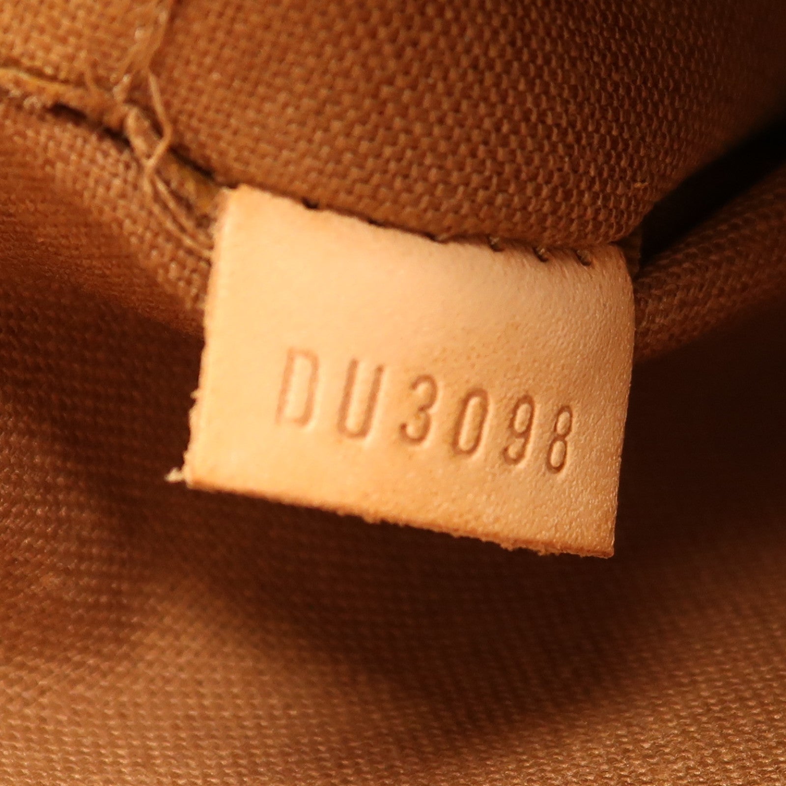 LOUIS VUITTON LV GHW Cabas Beaubourg Shoulder Bag M53013 Monogram Brown