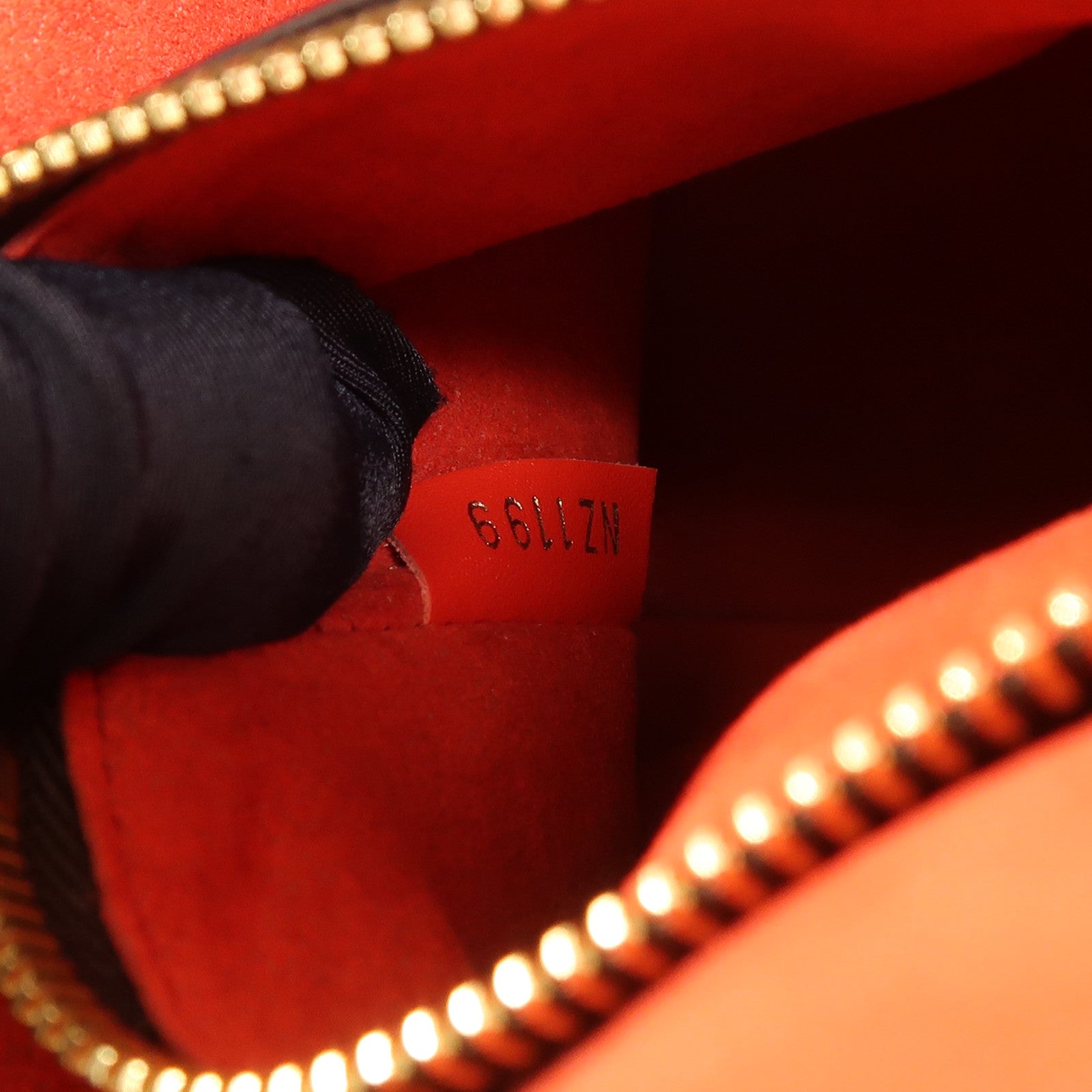 LOUIS VUITTON 【激減優惠】Monogram Neo Noe Bucket Bag金扣肩背袋Coquelicot
