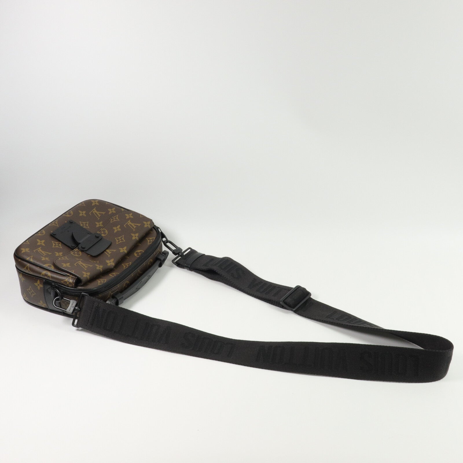 LOUIS VUITTON Monogram S Lock Messenger手挽肩背兩用袋