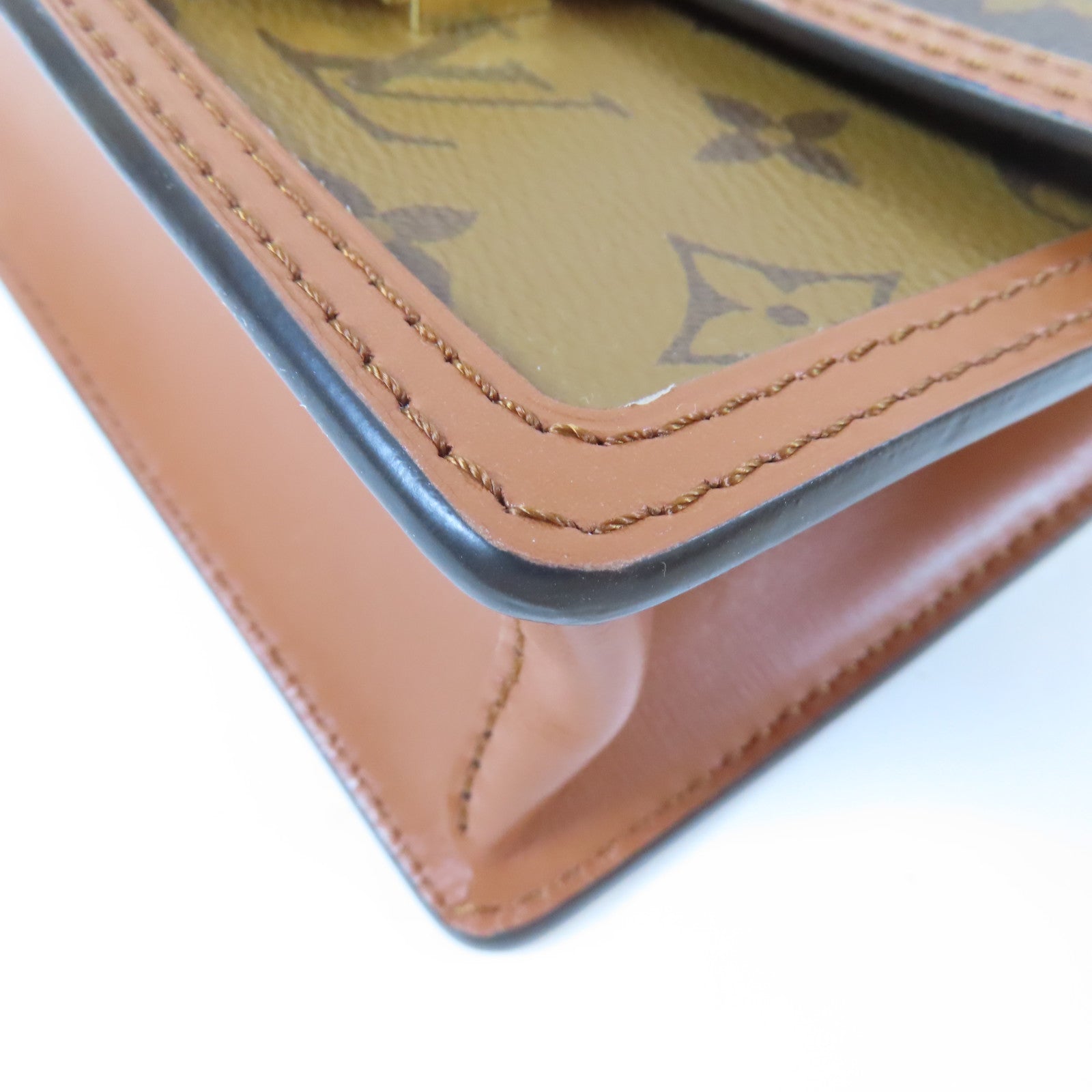 LOUIS VUITTON Monogram/Monogram Reverse Dauphine Chain Wallet金扣鍊帶肩背袋啡色