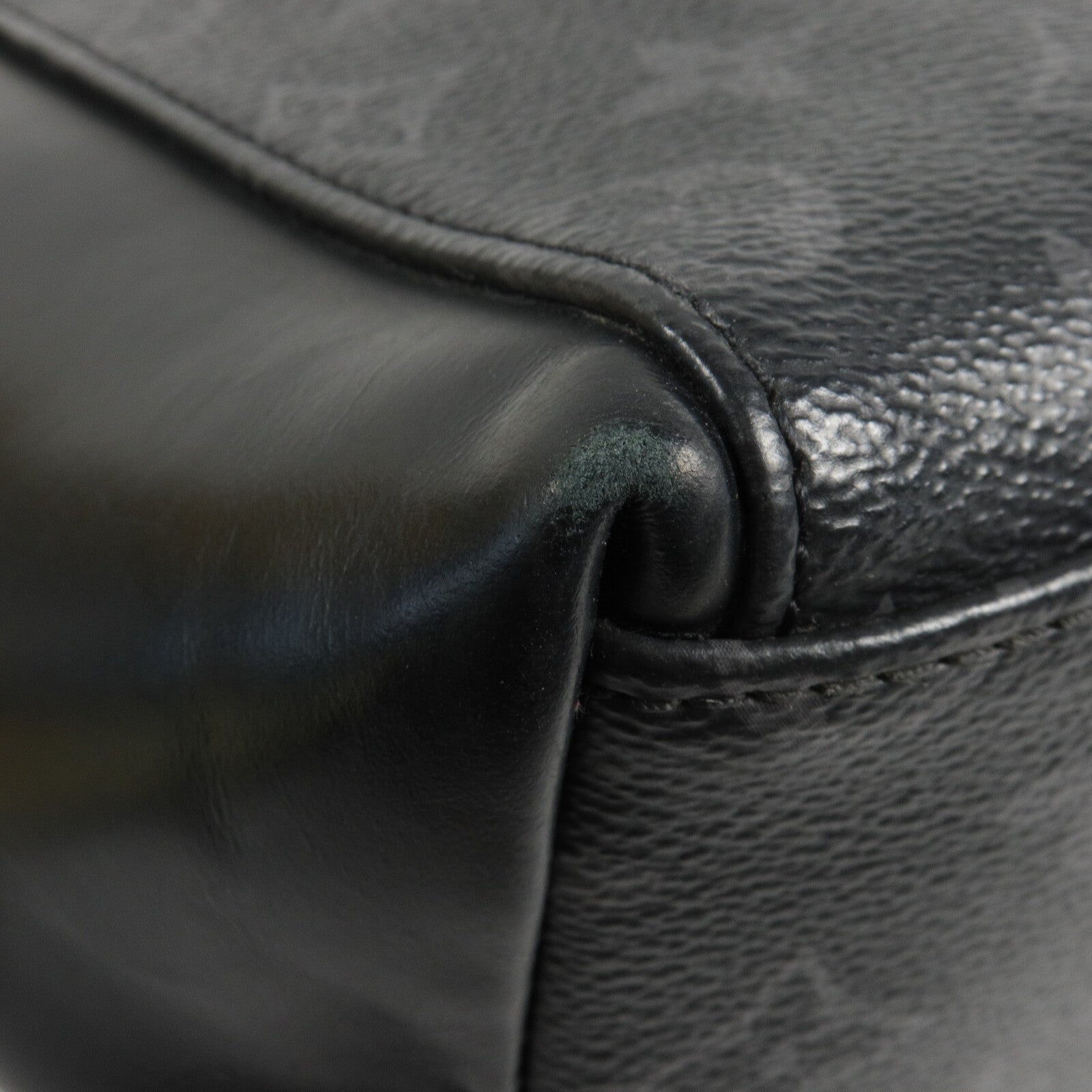 LOUIS VUITTON Monogram Eclipse Messenger PM Voyager銀扣肩背袋