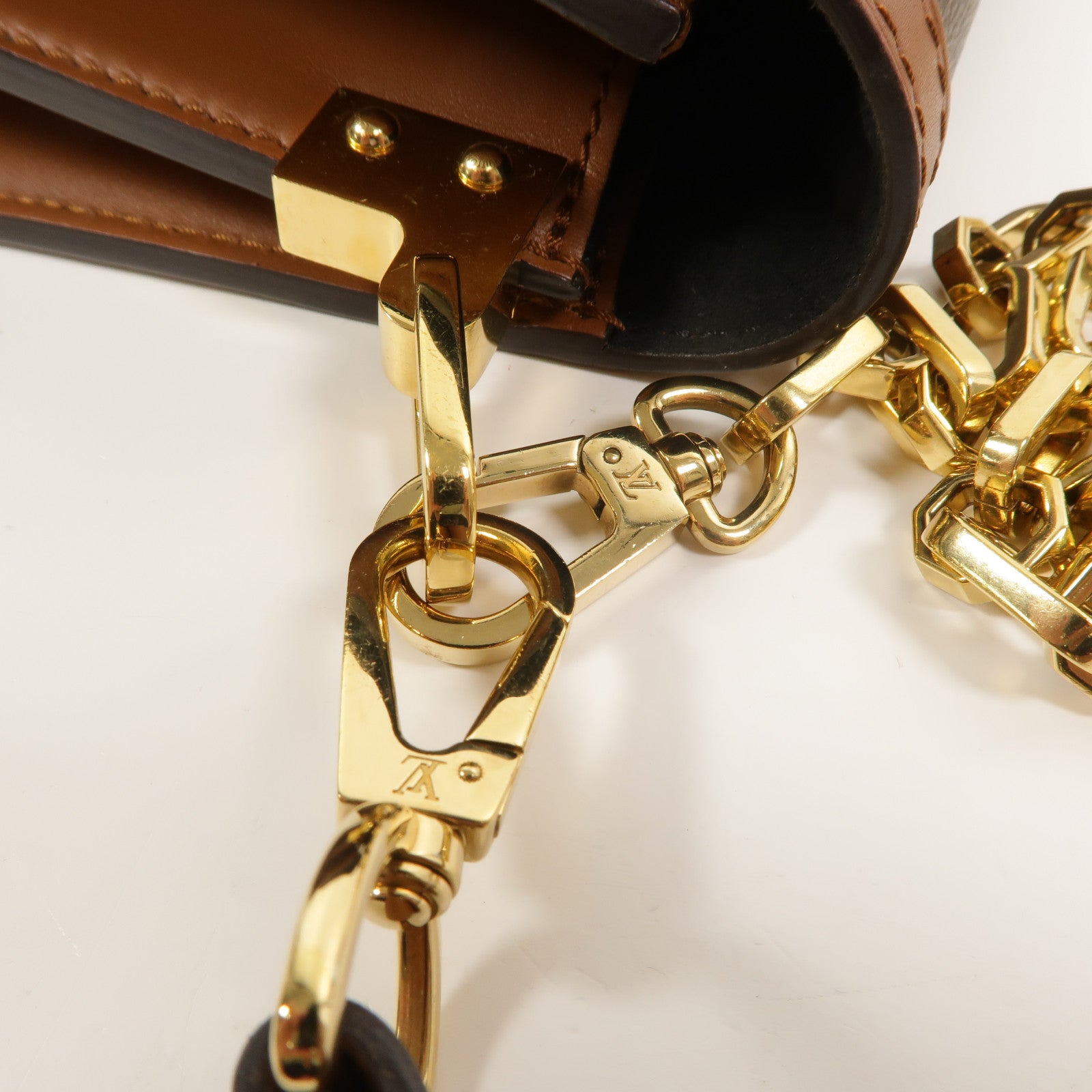 LOUIS VUITTON Monogram/Monogram Reverse Dauphine MM手挽肩背兩用袋