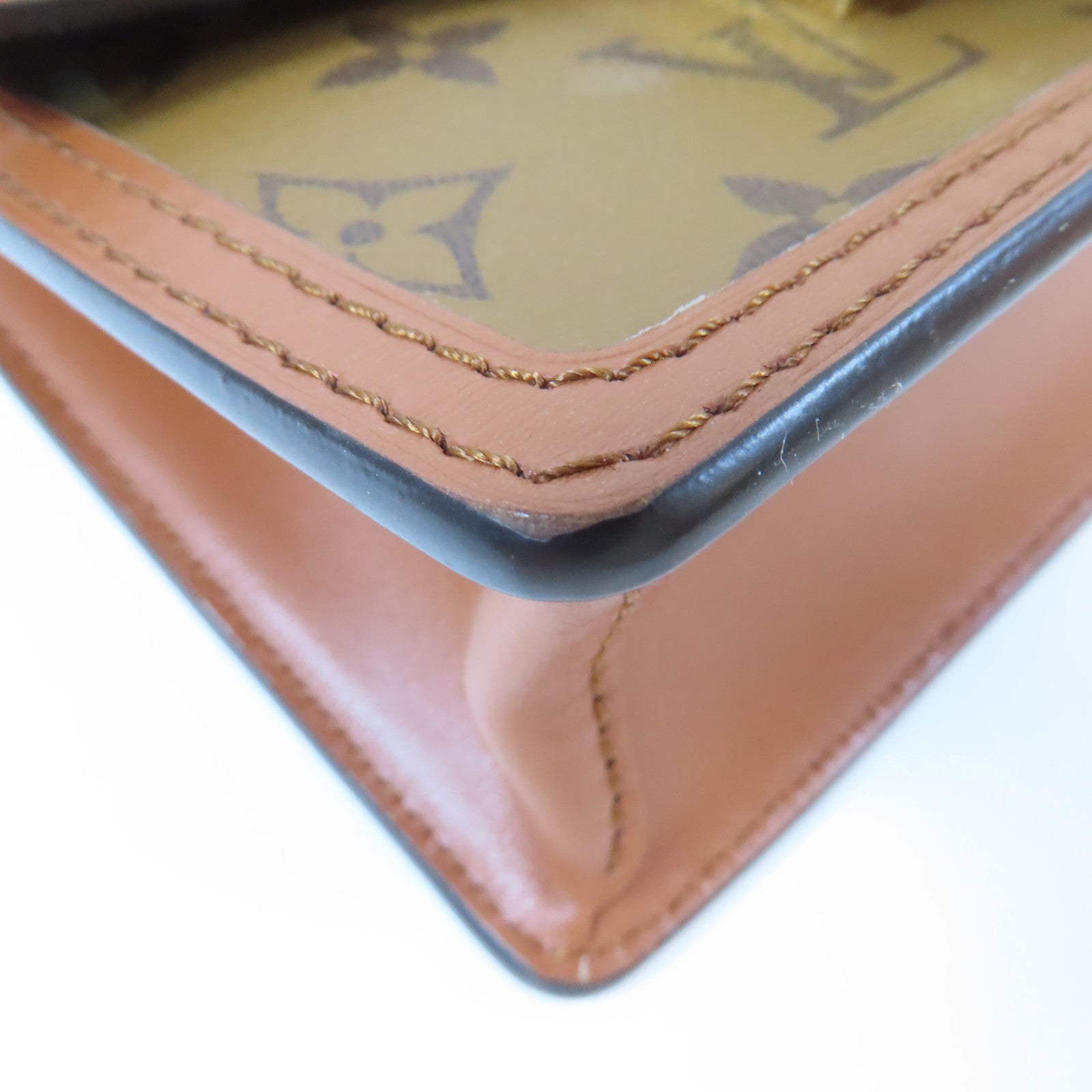LOUIS VUITTON Monogram/Monogram Reverse Dauphine Chain Wallet金扣鍊帶肩背袋啡色