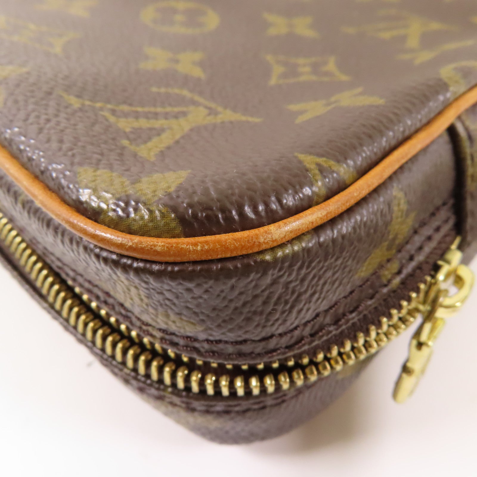 LOUIS VUITTON 【激減優惠】Monogram Danube金扣肩背袋棕色