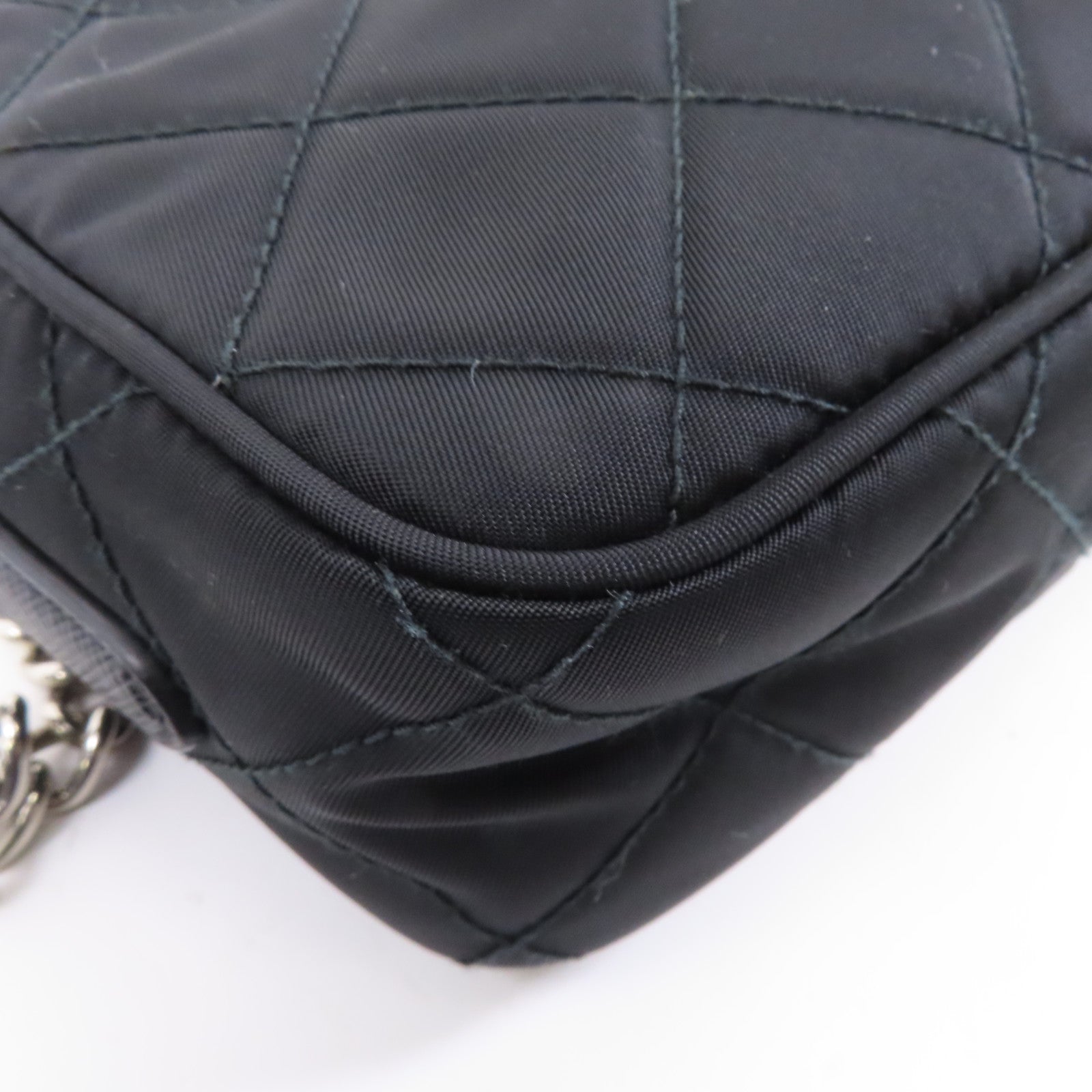 PRADA 尼龍Chain Shoulder銀扣鏈帶肩背袋黑色