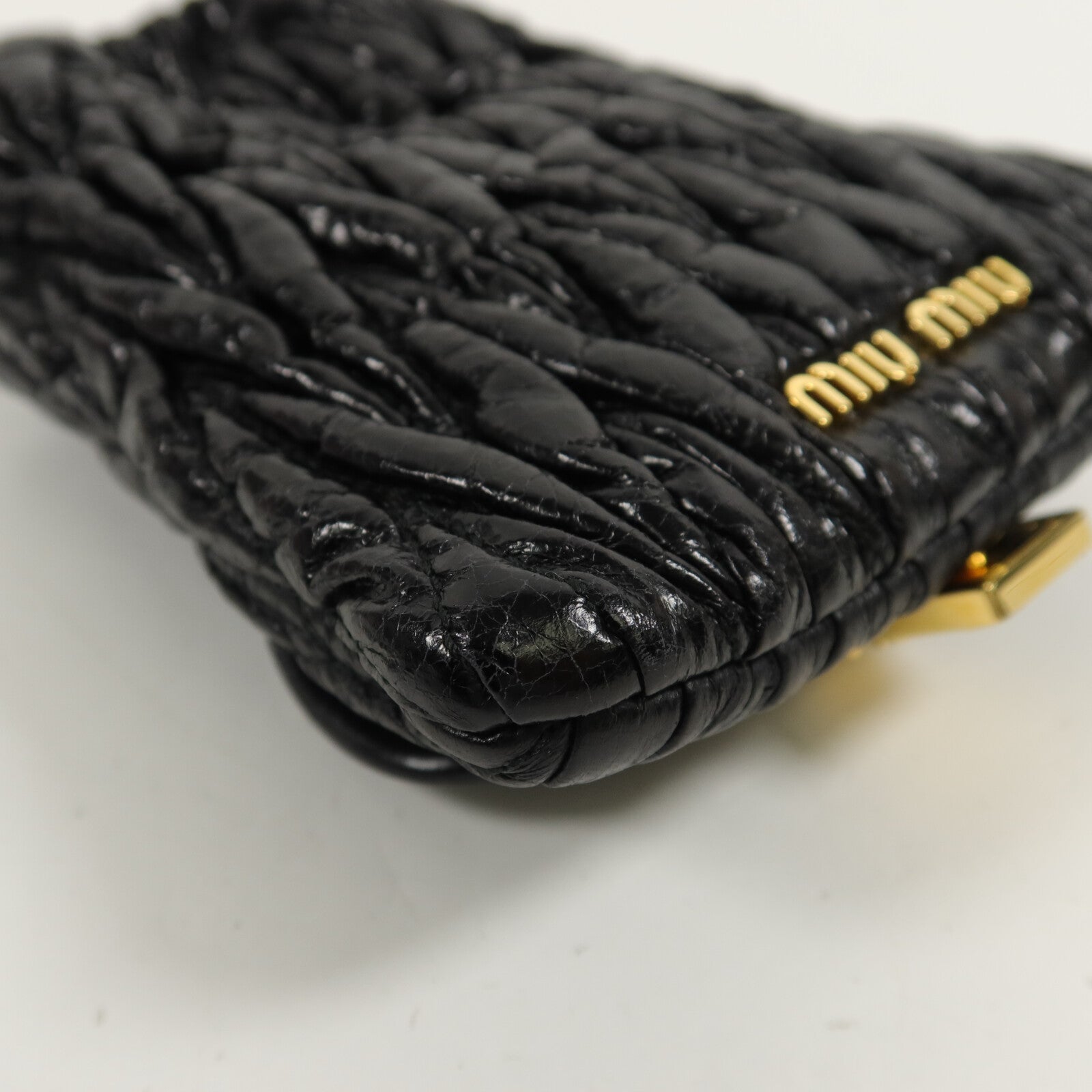 Miu Miu 羊皮皮革Mini Matelasse鏈帶肩背袋