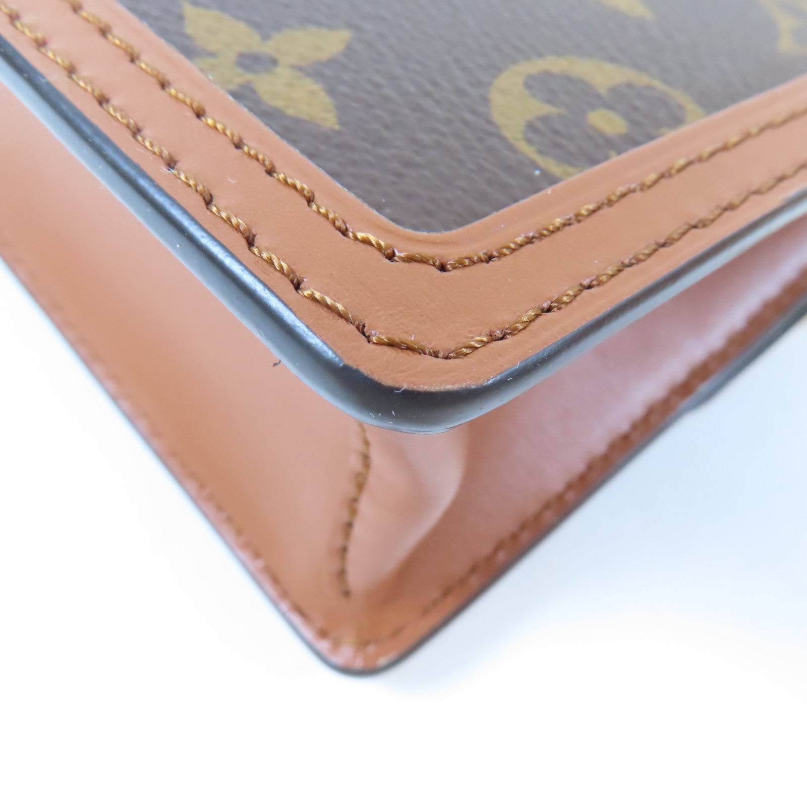 LOUIS VUITTON Monogram/Monogram Reverse Dauphine Chain Wallet金扣鍊帶肩背袋啡色