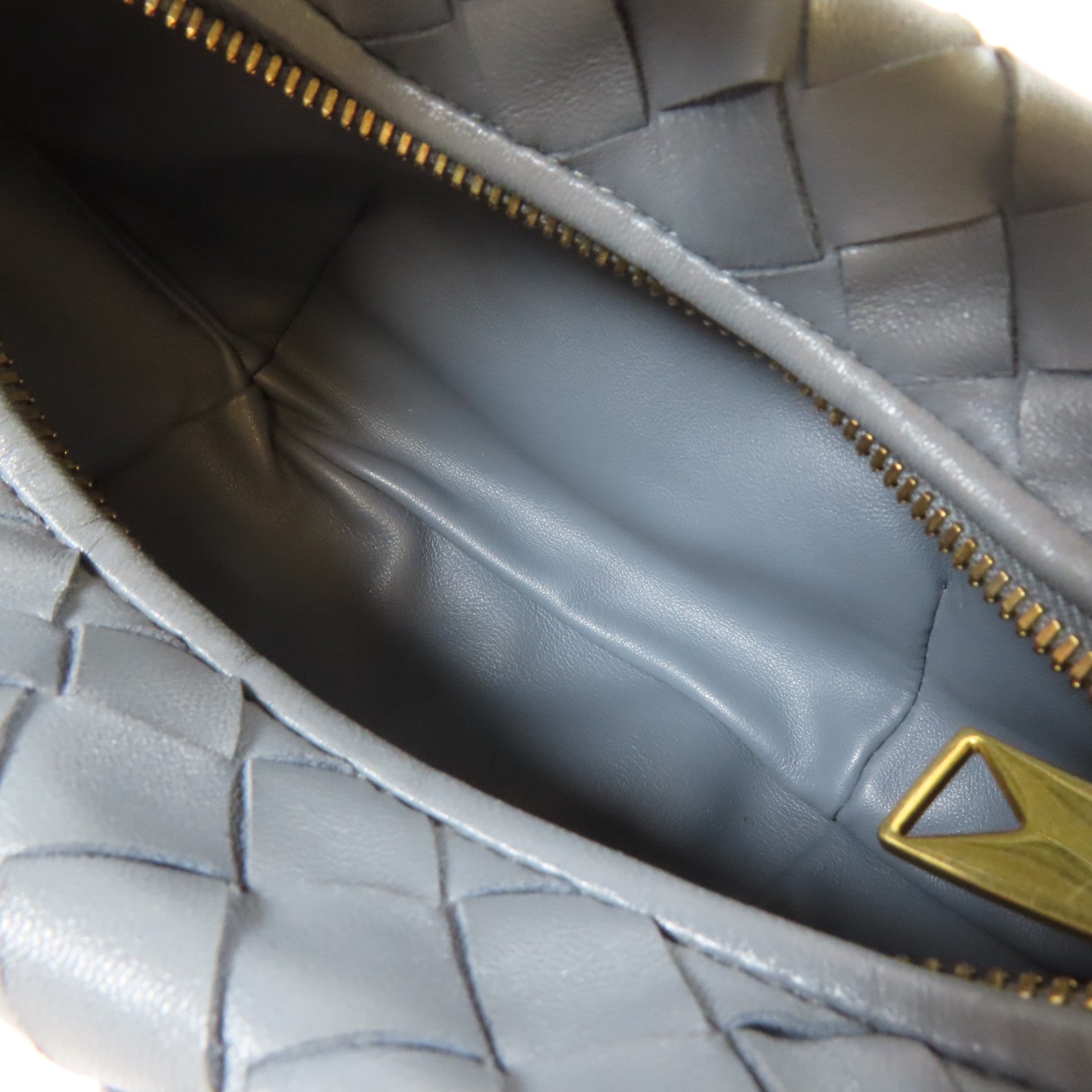 BOTTEGA VENETA 織紋牛皮皮革Mini Jodie Hand Bag金扣手挽袋灰色