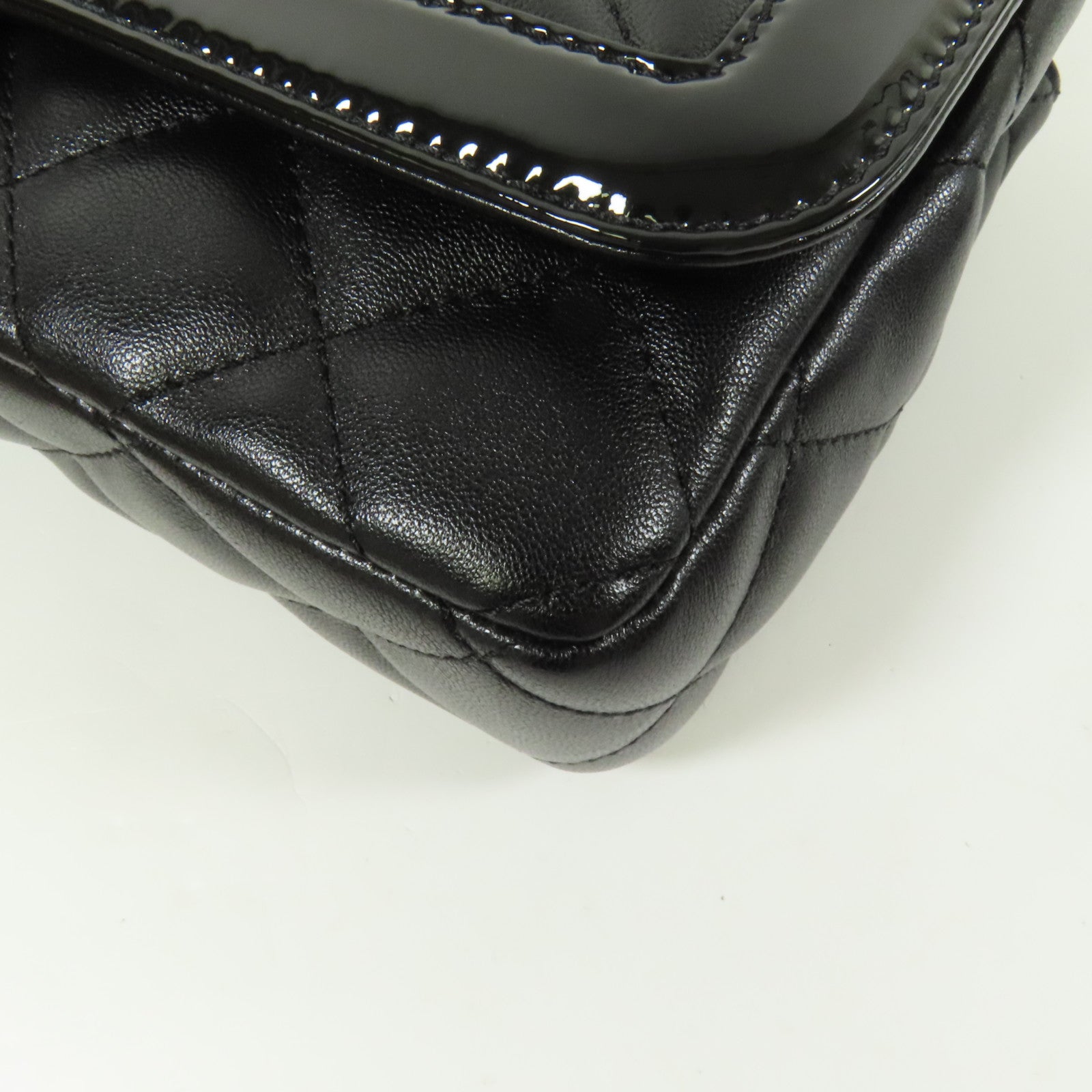 CHANEL 【激減優惠】羊皮皮革Chain Shoulder Bag金扣肩背袋