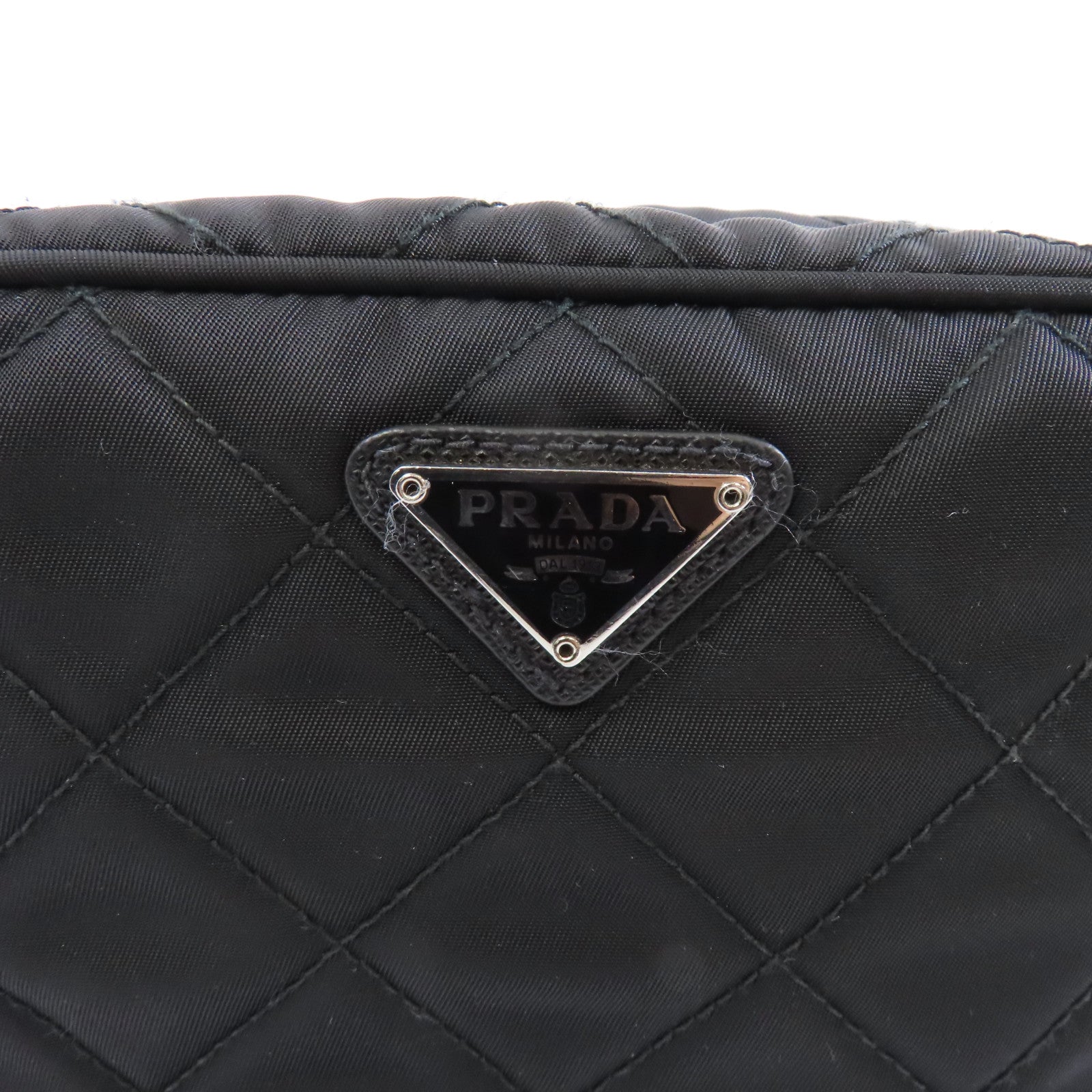 PRADA 尼龍Chain Shoulder銀扣鏈帶肩背袋黑色